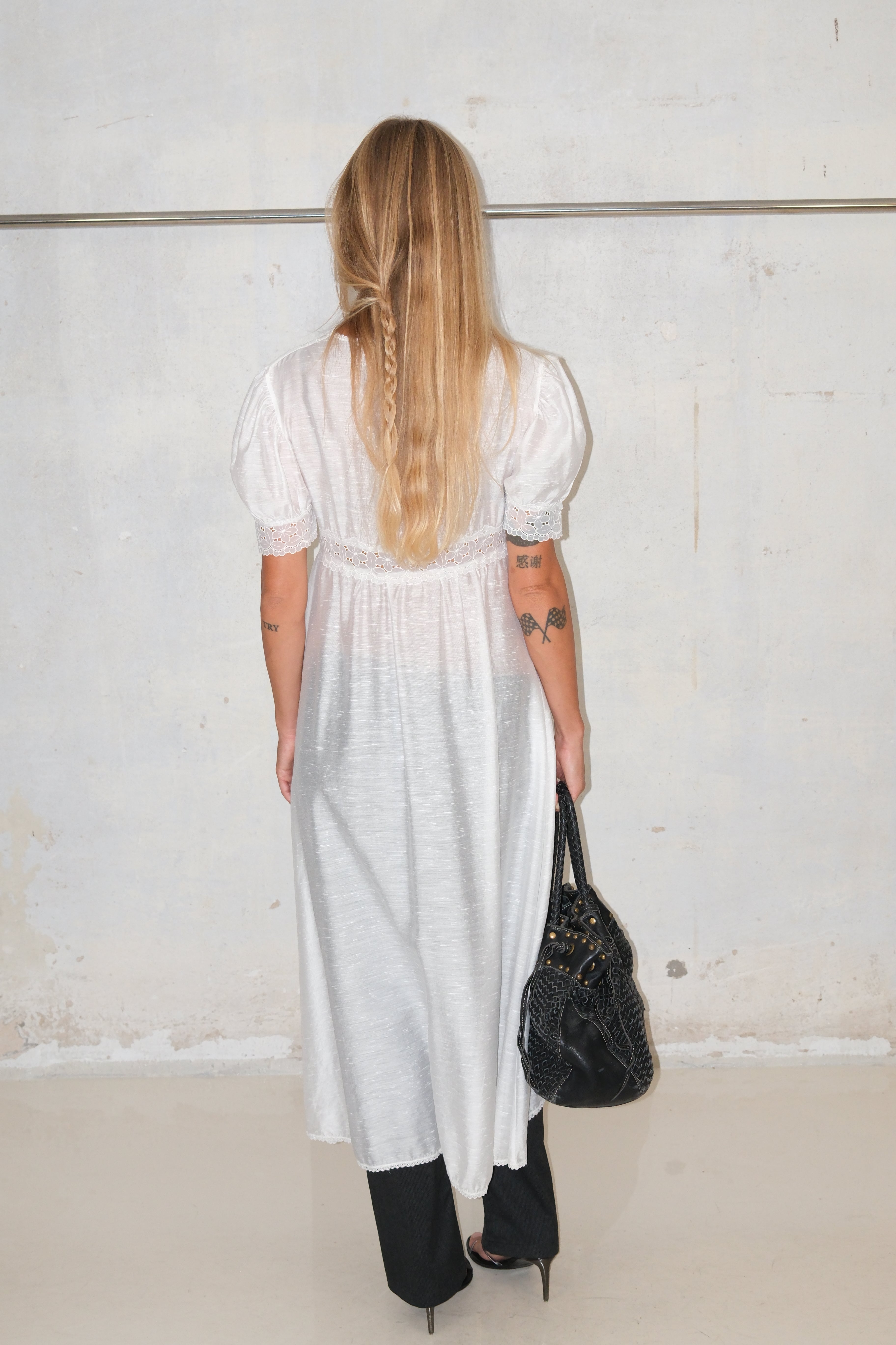 Delicate Top With Details And Buttons