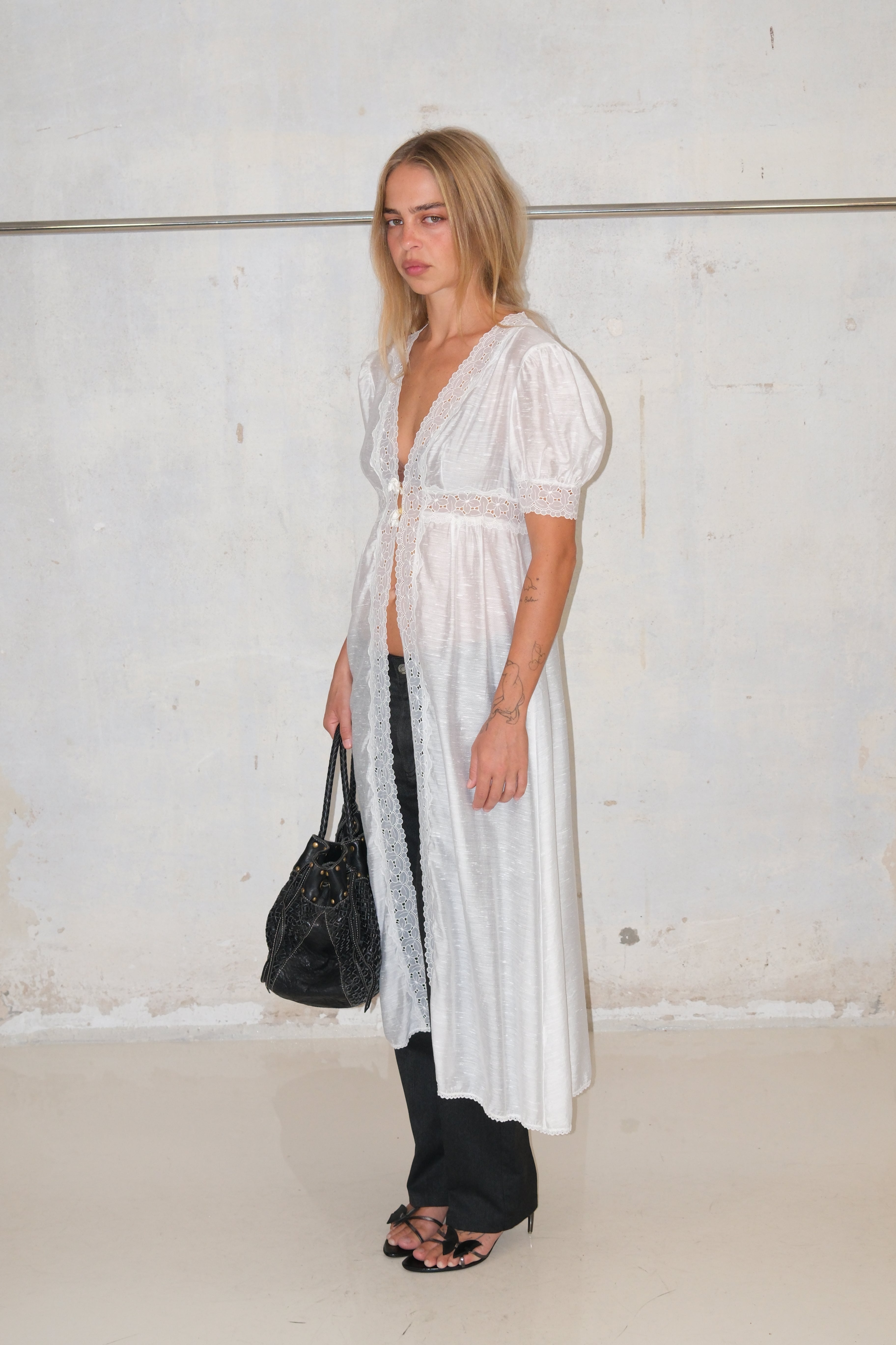Delicate Top With Details And Buttons