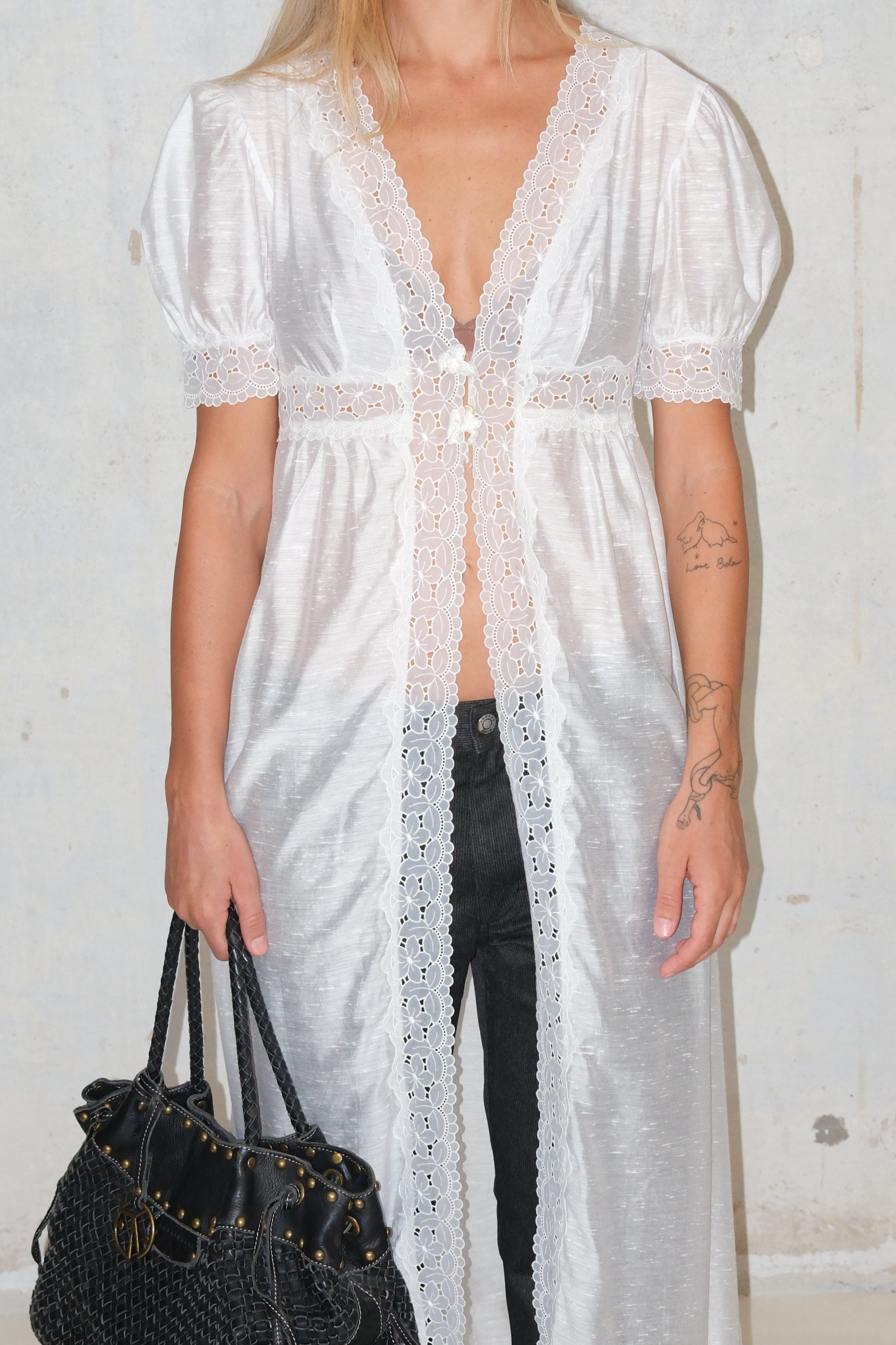 Delicate Top With Details And Buttons