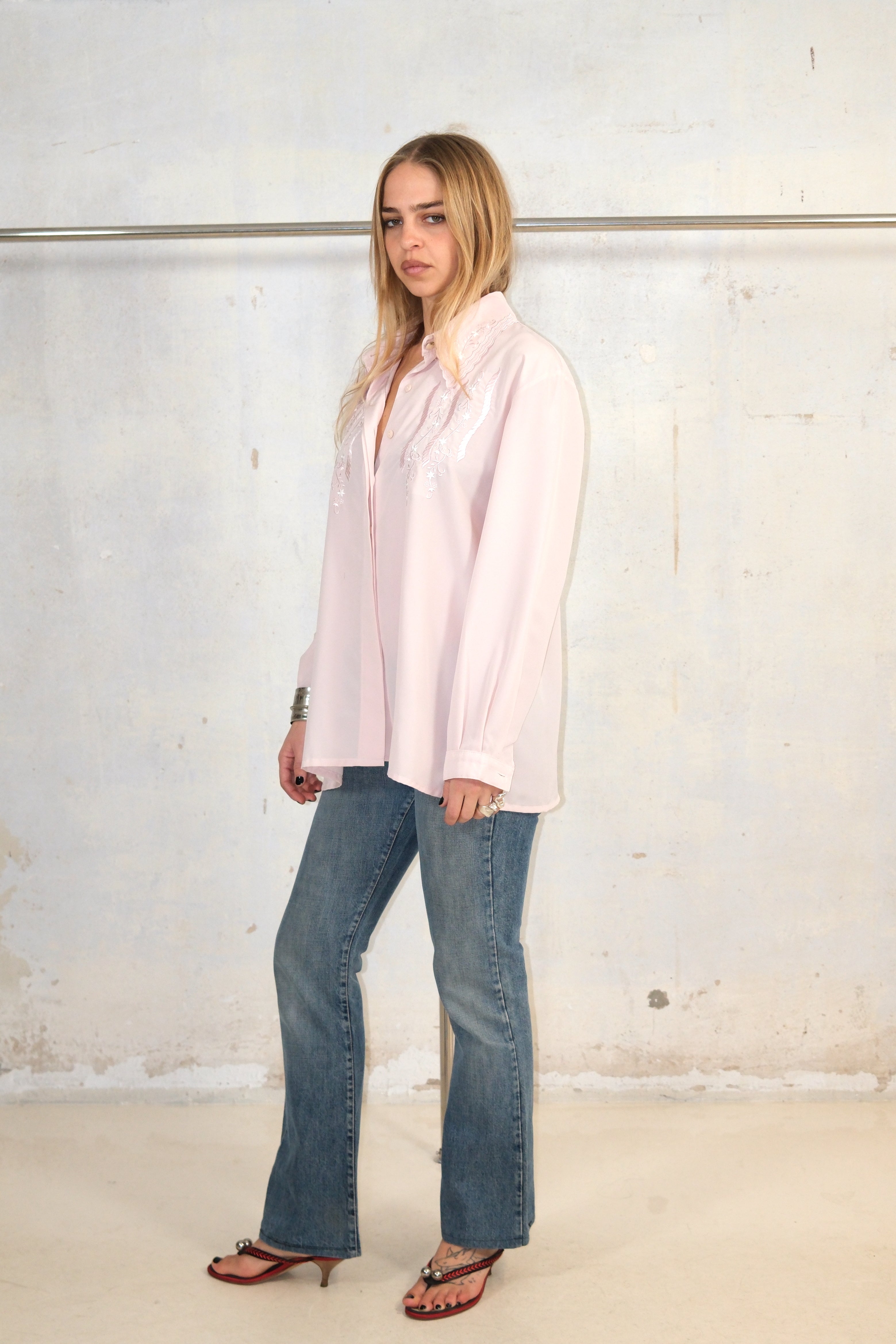 LIGHT PINK EMBROIDERED BLOUSE