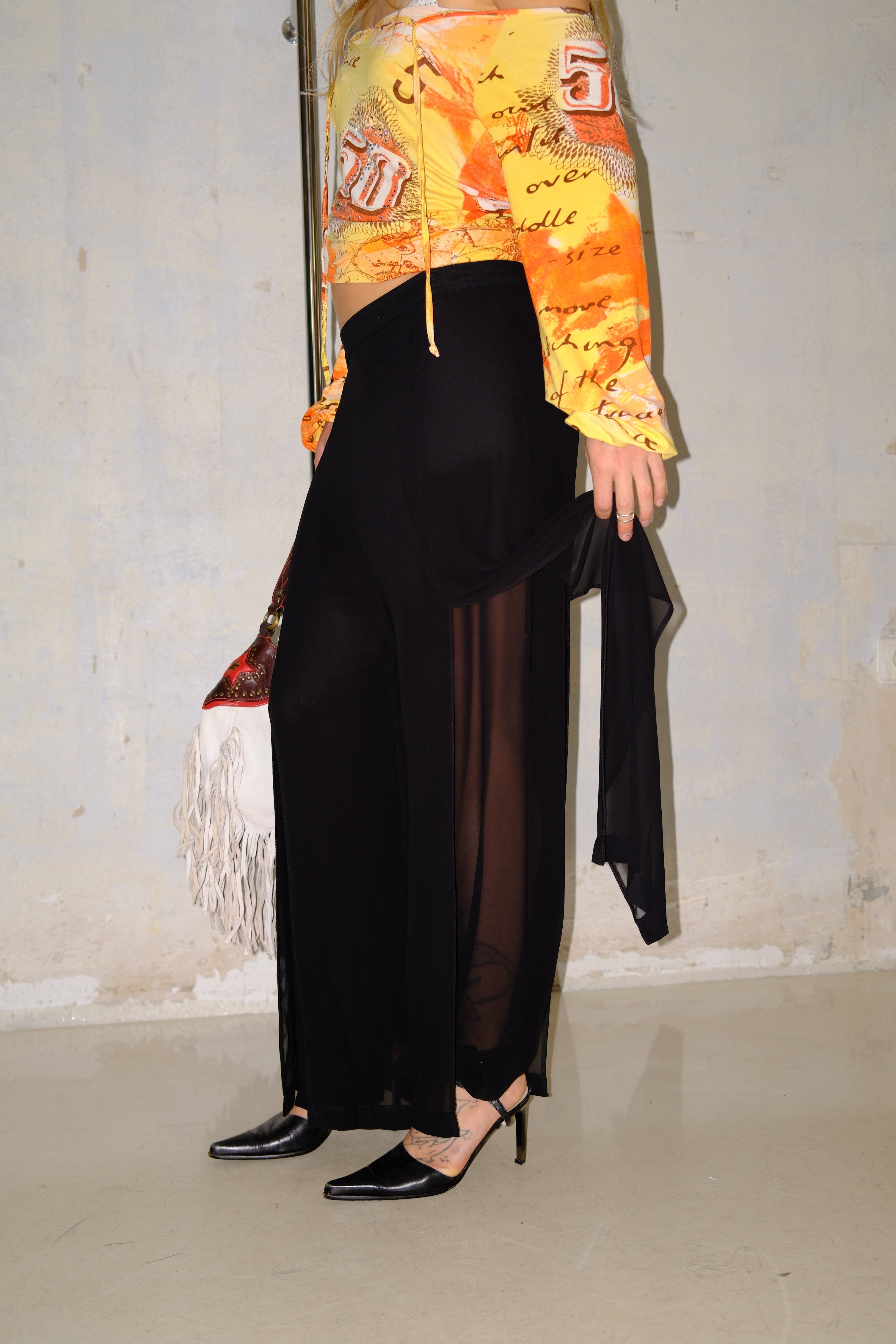 FLOWY BLACK PANTS SIZE 38-40