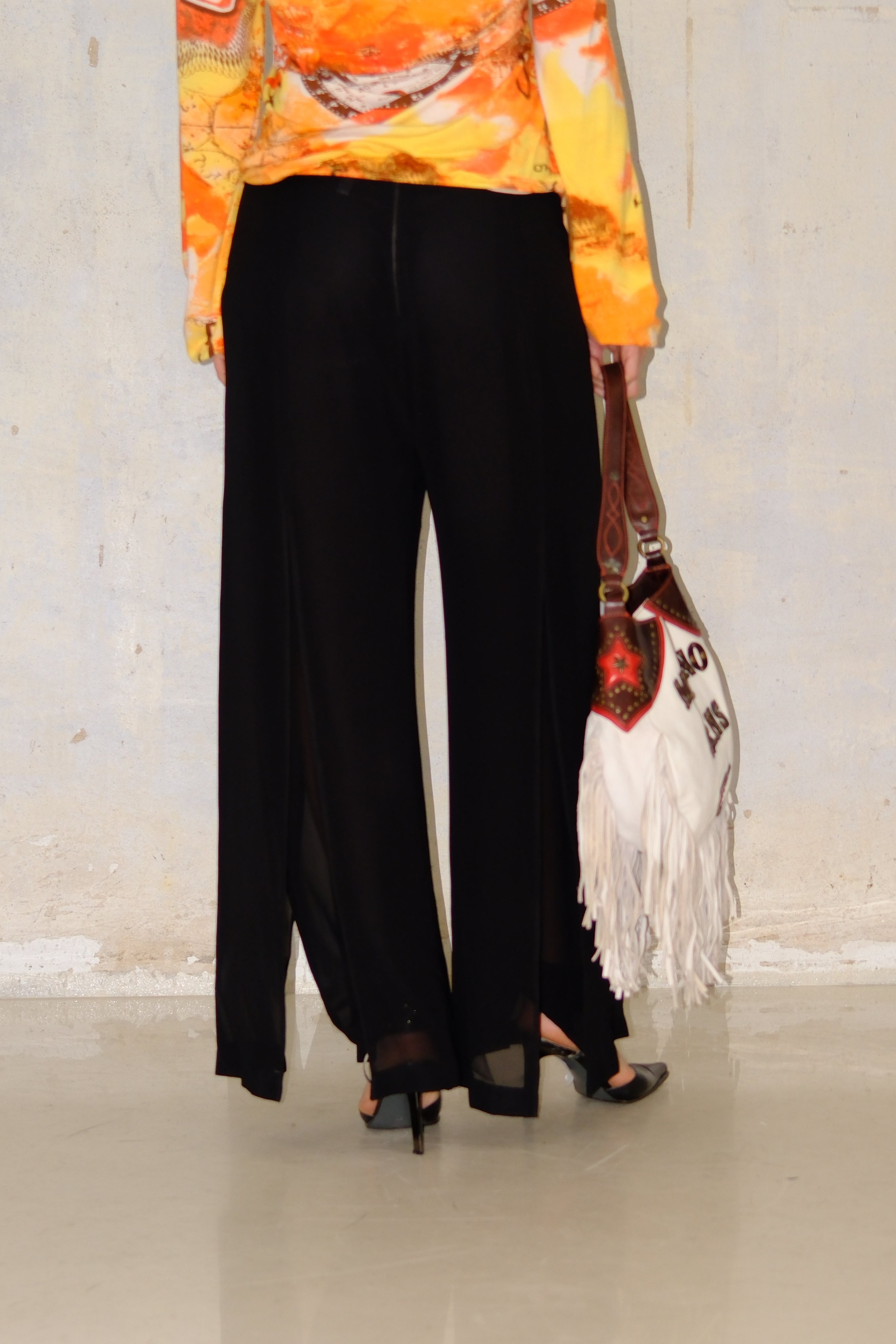 FLOWY BLACK PANTS SIZE 38-40