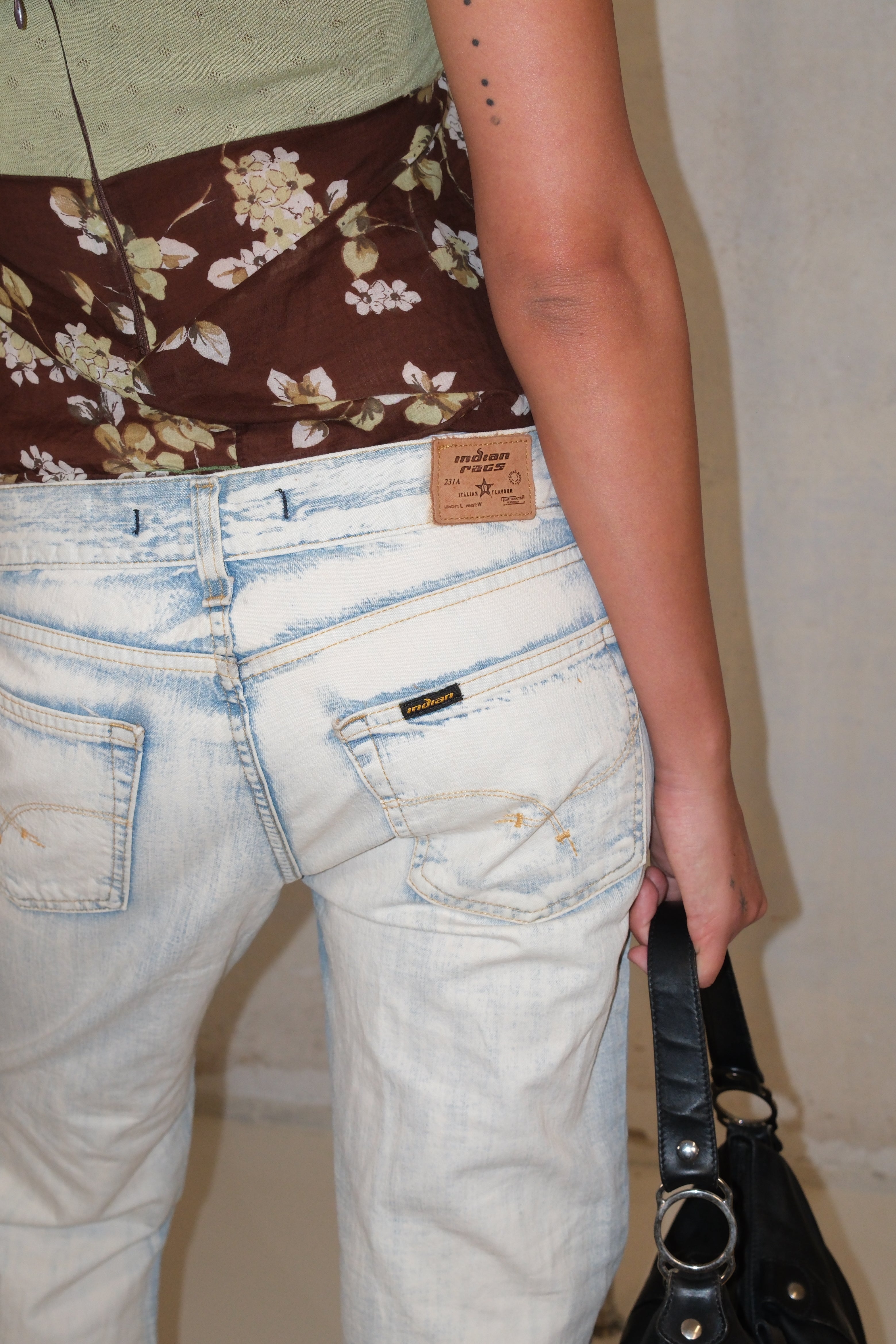 Light Wash Low Rise Jeans Size 36-38