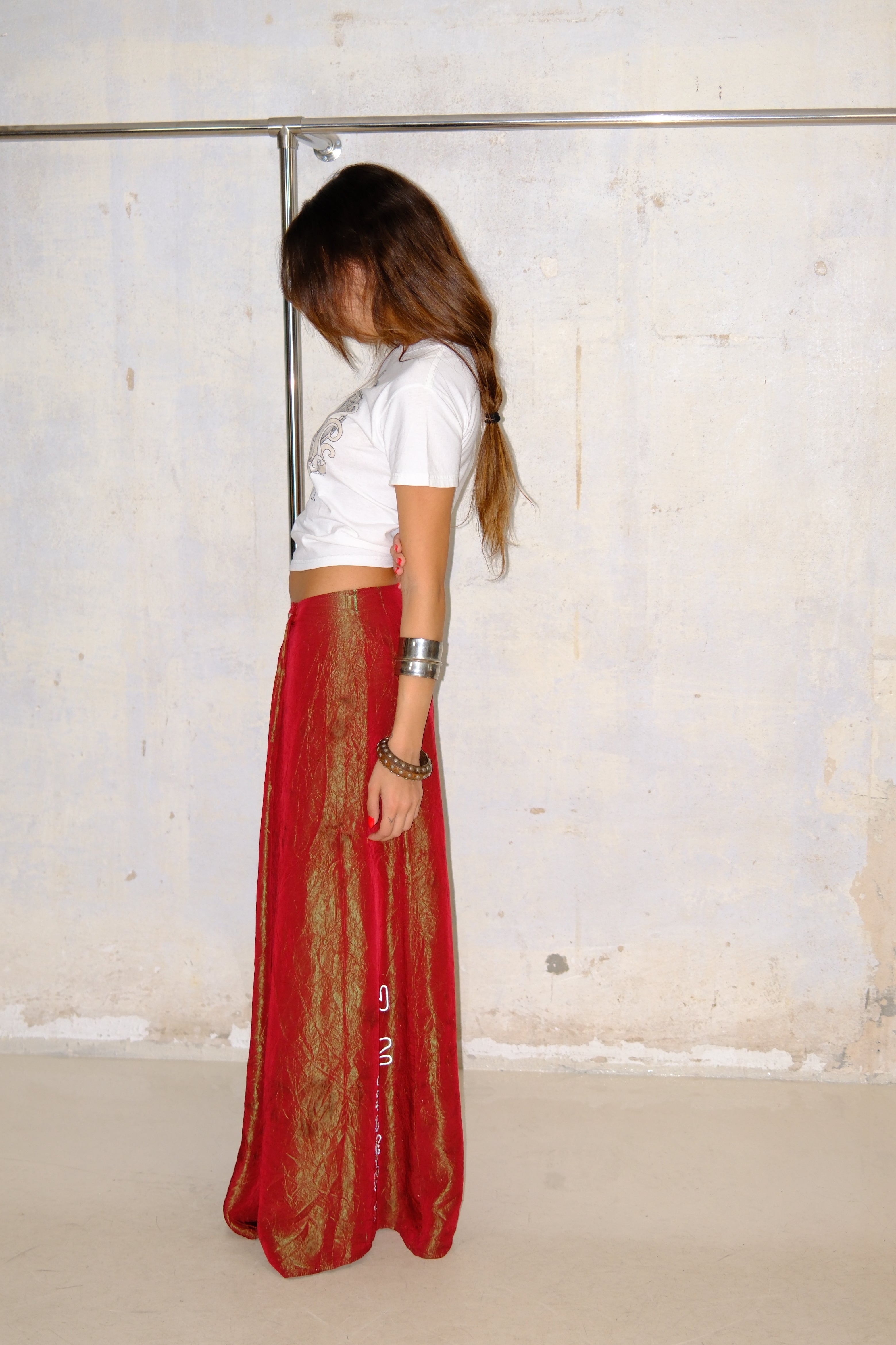 METALLIC RED SHINE MAXI SKIRT