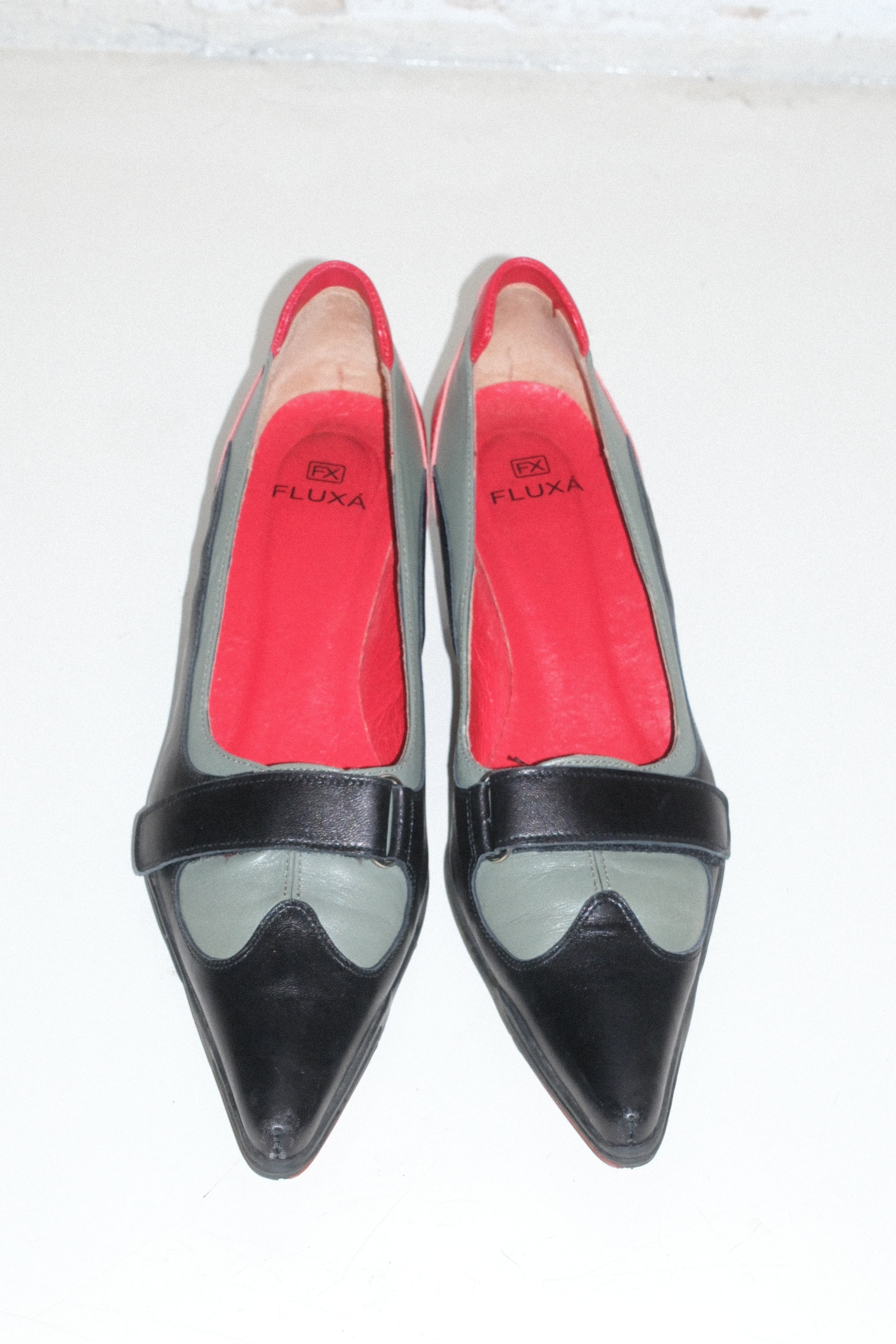 FLUXA KITTEN HEEL SPORTY STYLE SIZE 39