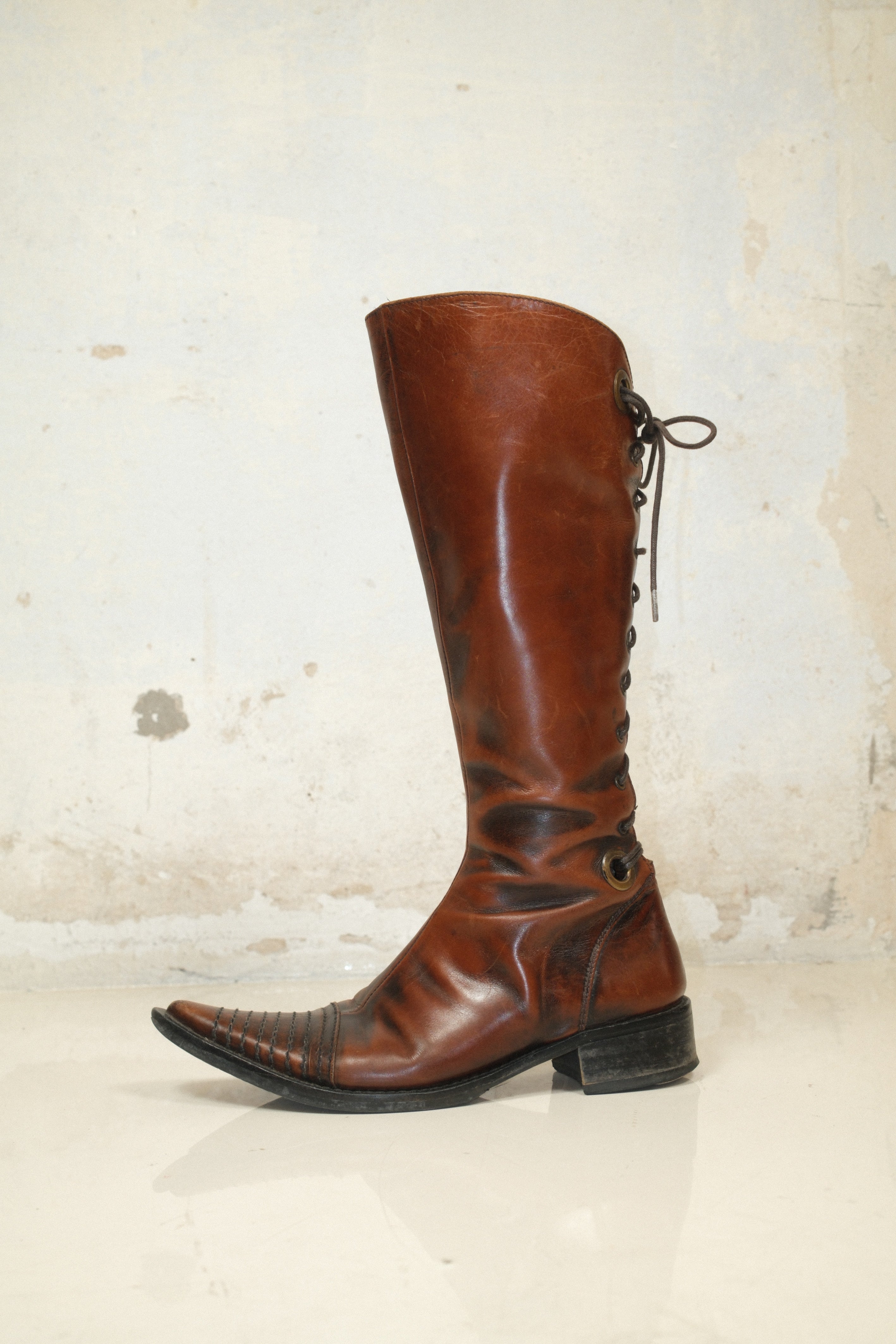 MURATTI RIDING BOOTS WITH BACK LACES IN BURGUNDY BROWN SIZE 37