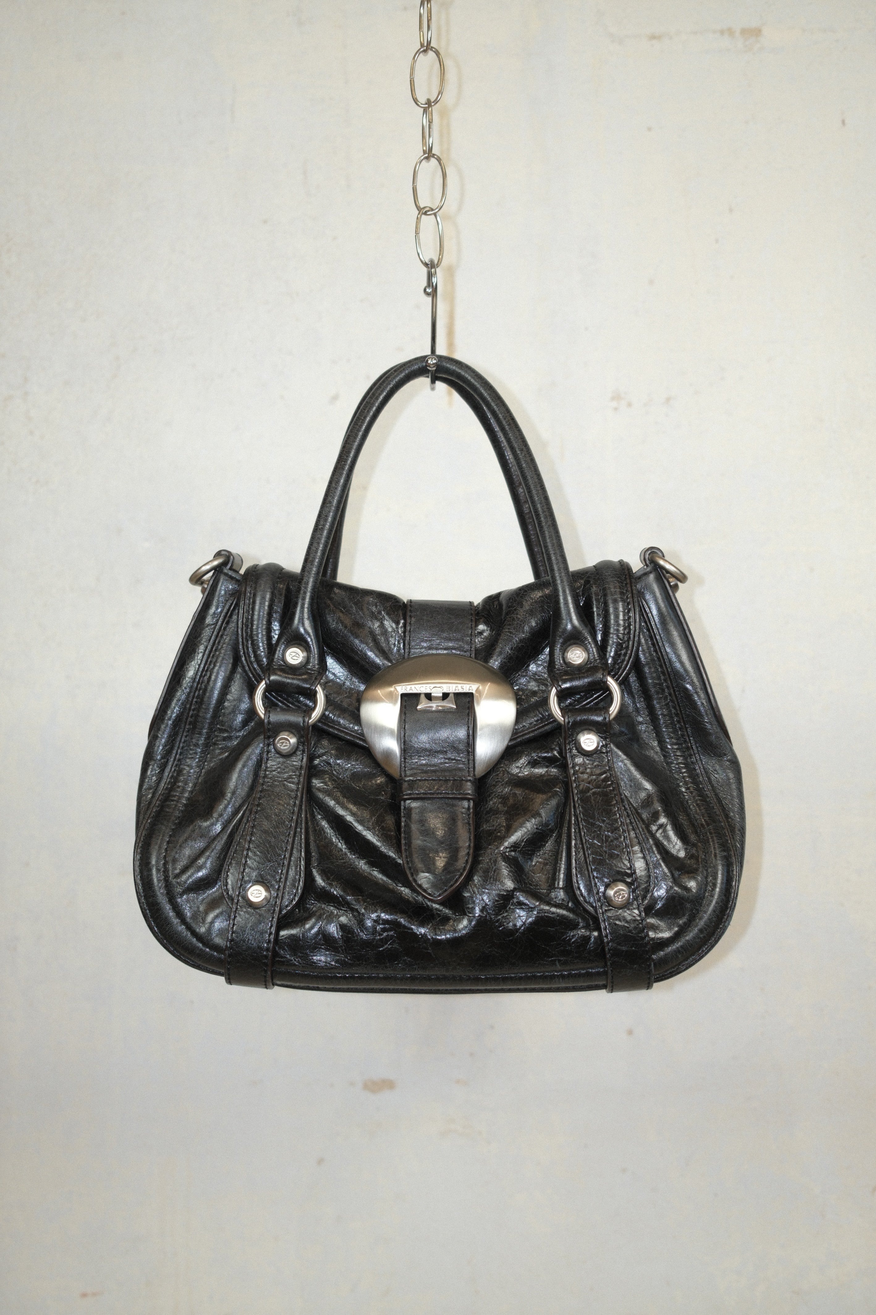 FRANCESCO BIASIA LEATHER HANDBAG WITH WESTERN STYLE BUCKLE CLOSURE