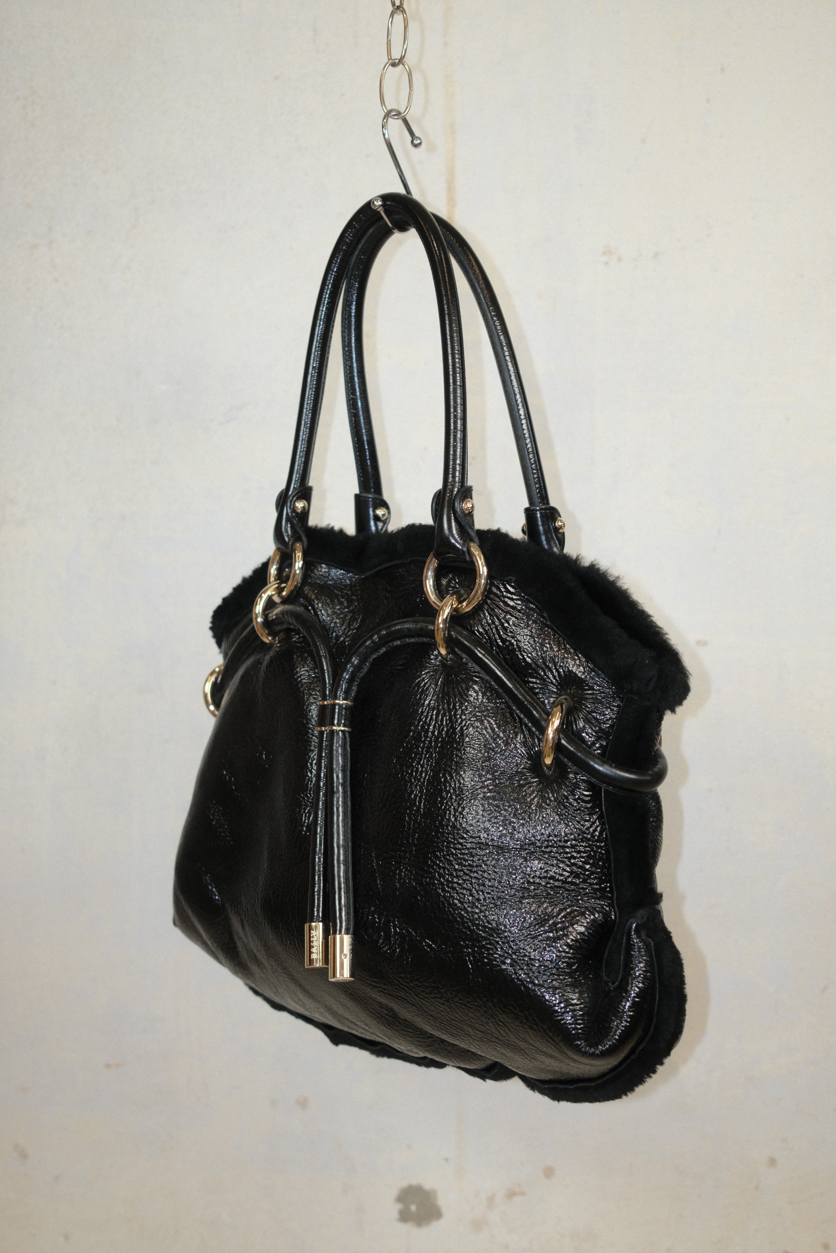 BALLY PATENT LEATHER BAG WITH GOLD HARDWARE