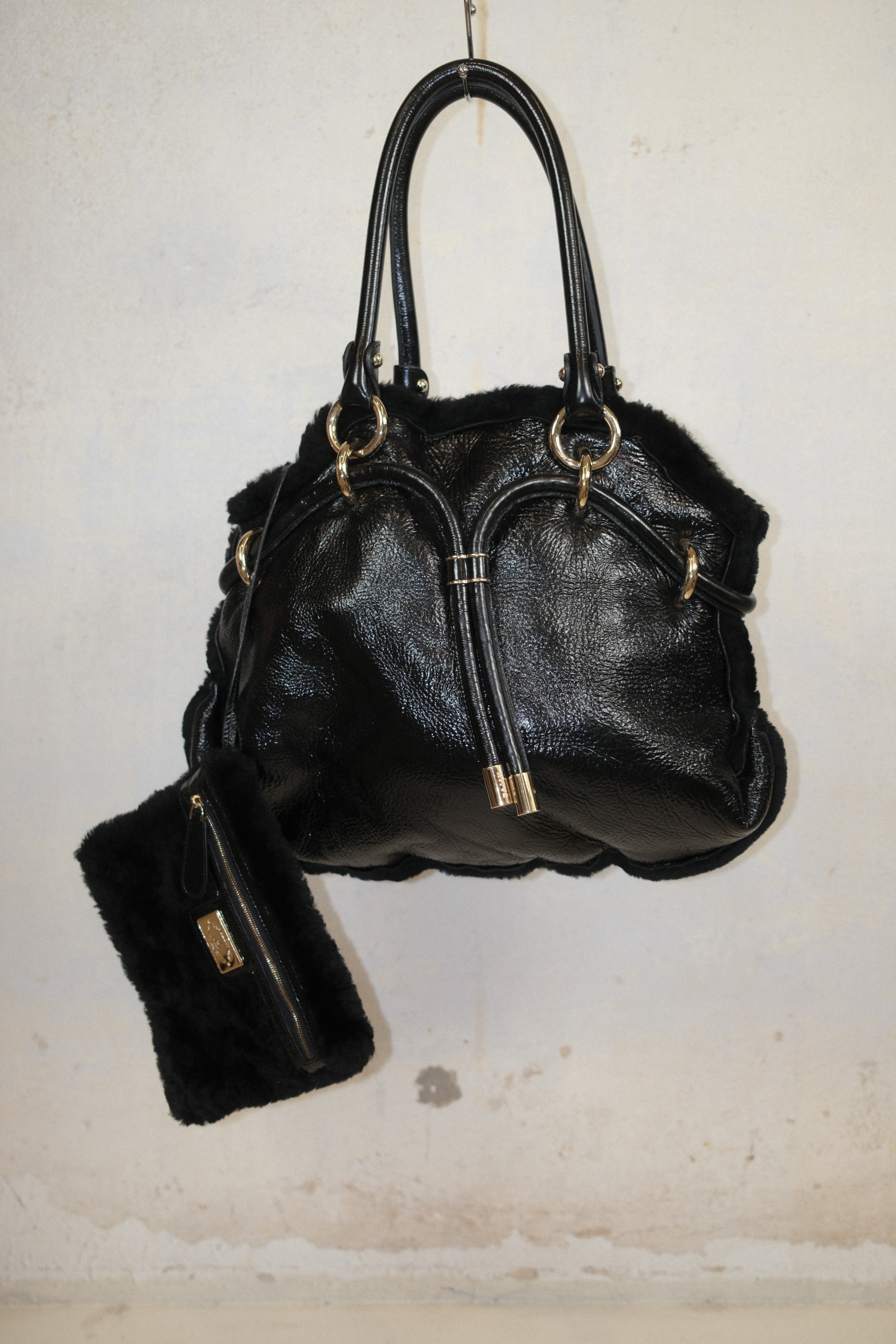 BALLY PATENT LEATHER BAG WITH GOLD HARDWARE