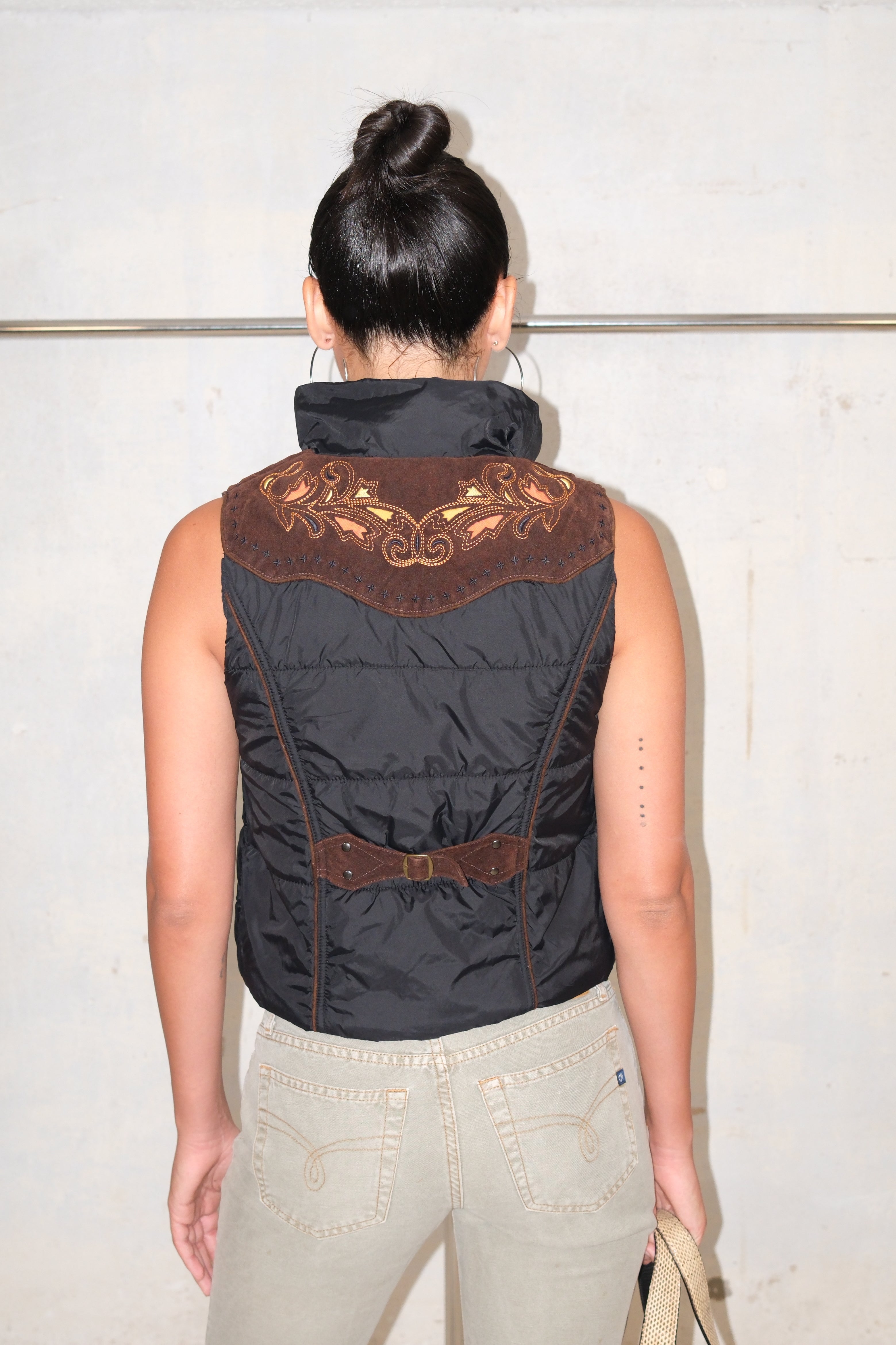 Nylon Vest With Back Decorations