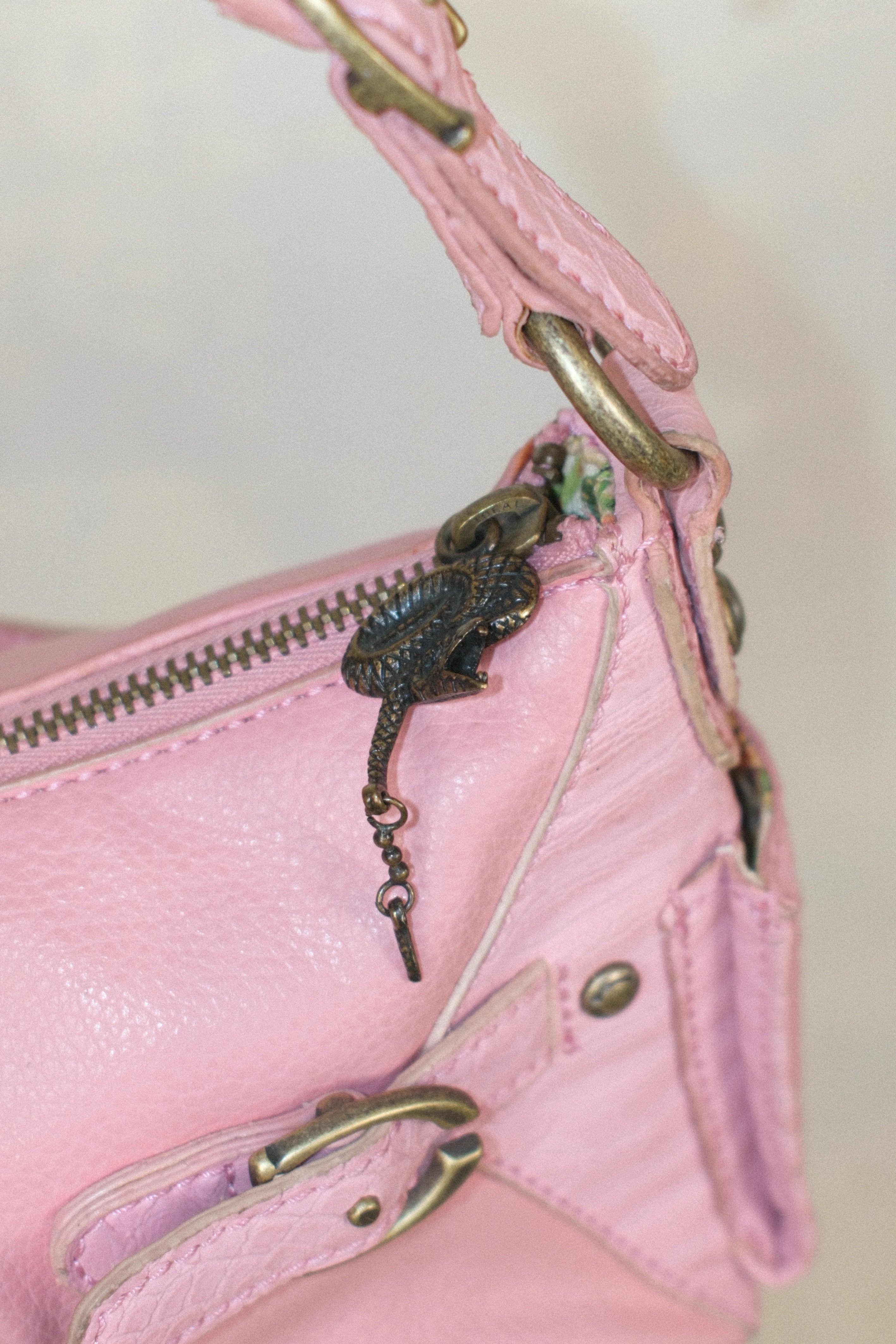 ROBERTO CAVALLI SMALL BABY PINK LEATHER BAG WITH SNAKE ZIPPER