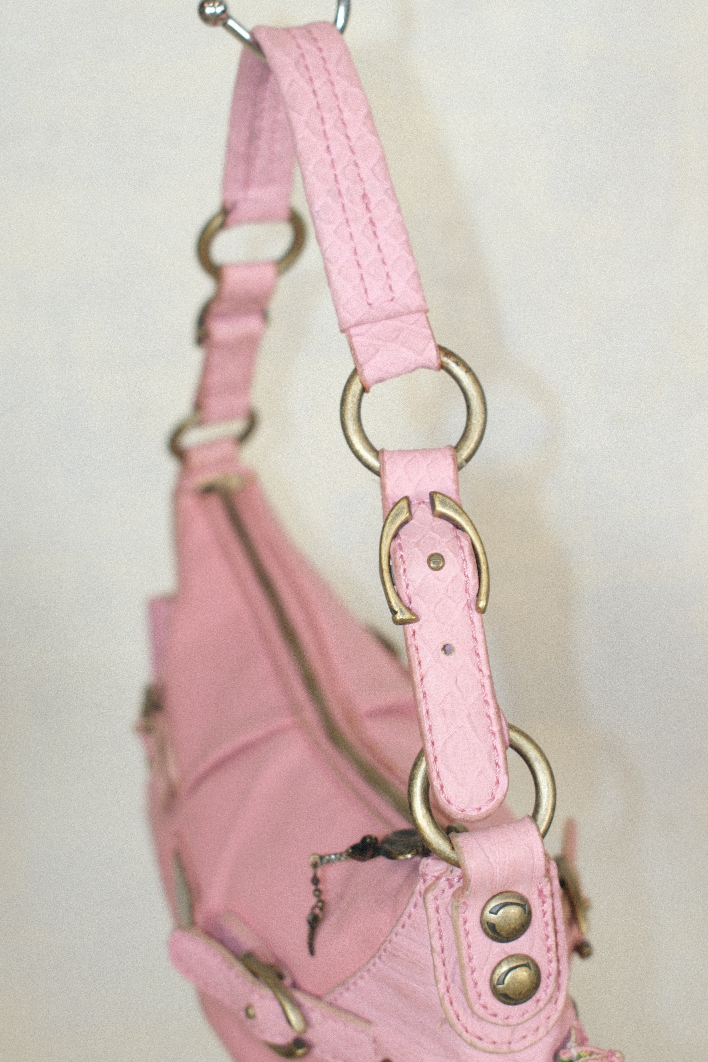 ROBERTO CAVALLI SMALL BABY PINK LEATHER BAG WITH SNAKE ZIPPER