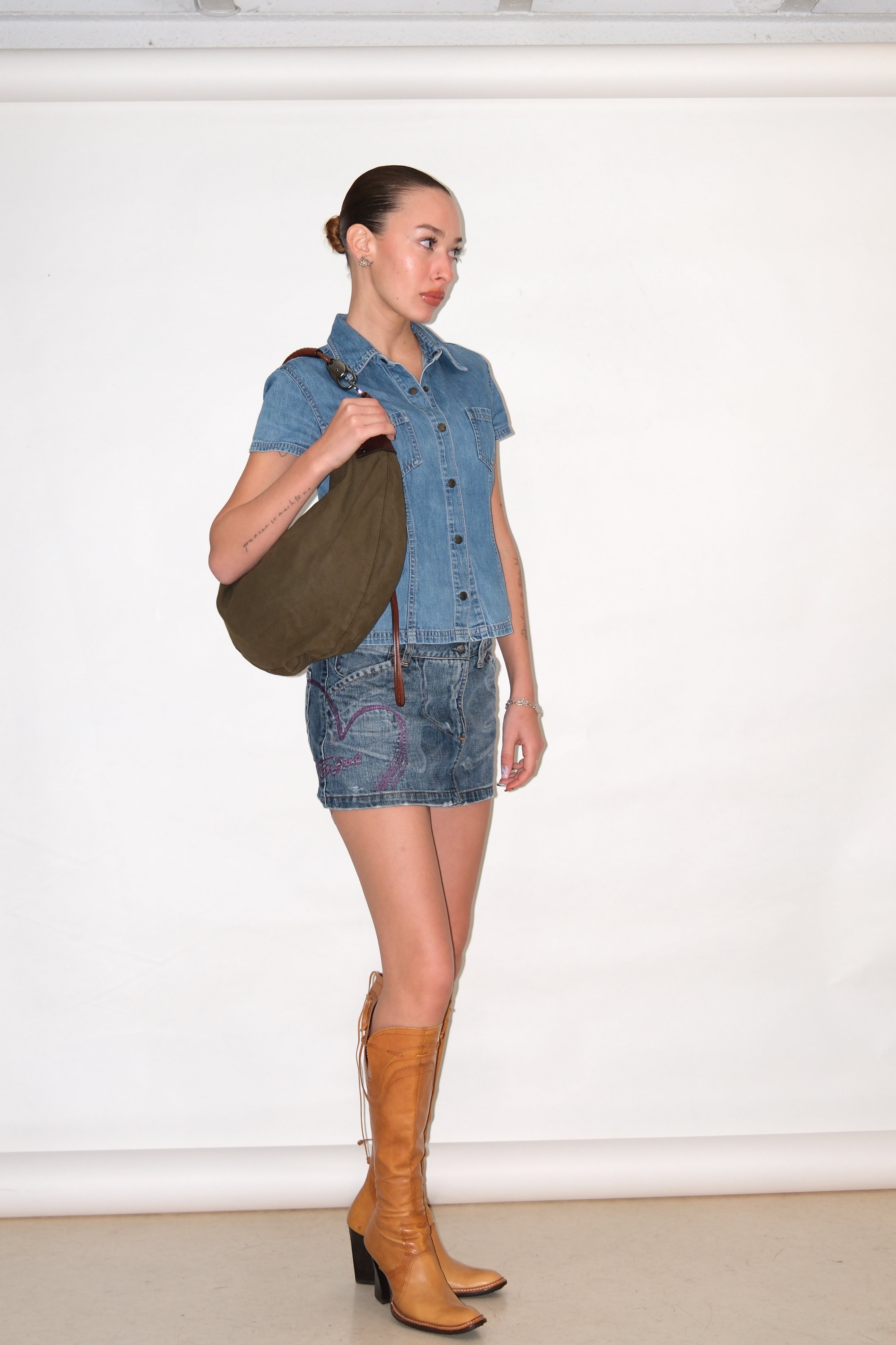 PURPLE STITCHING MINI DENIM SKIRT