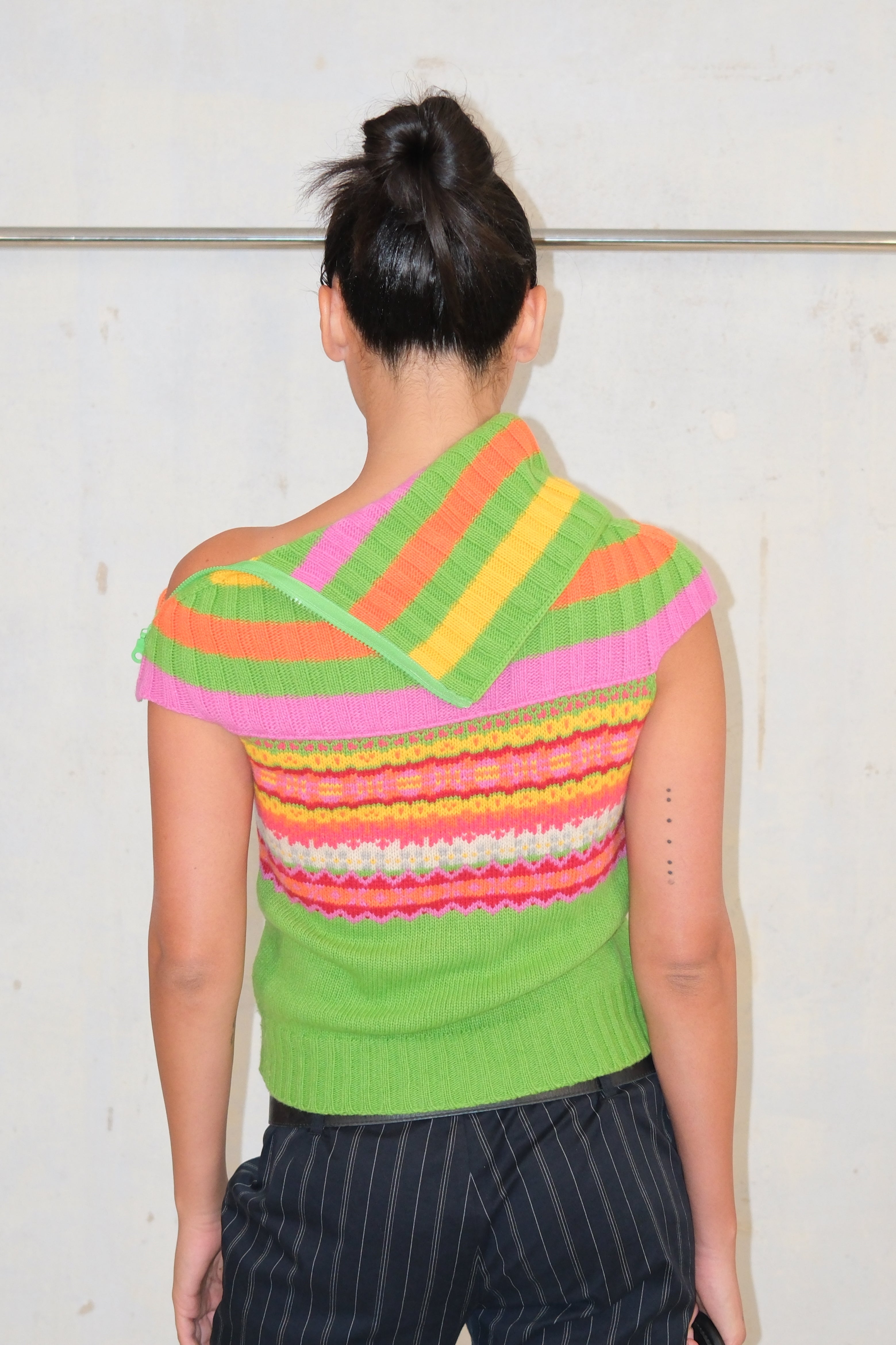 UNITED COLORS OF BENETTON COLORFUL ZIPPER TOP