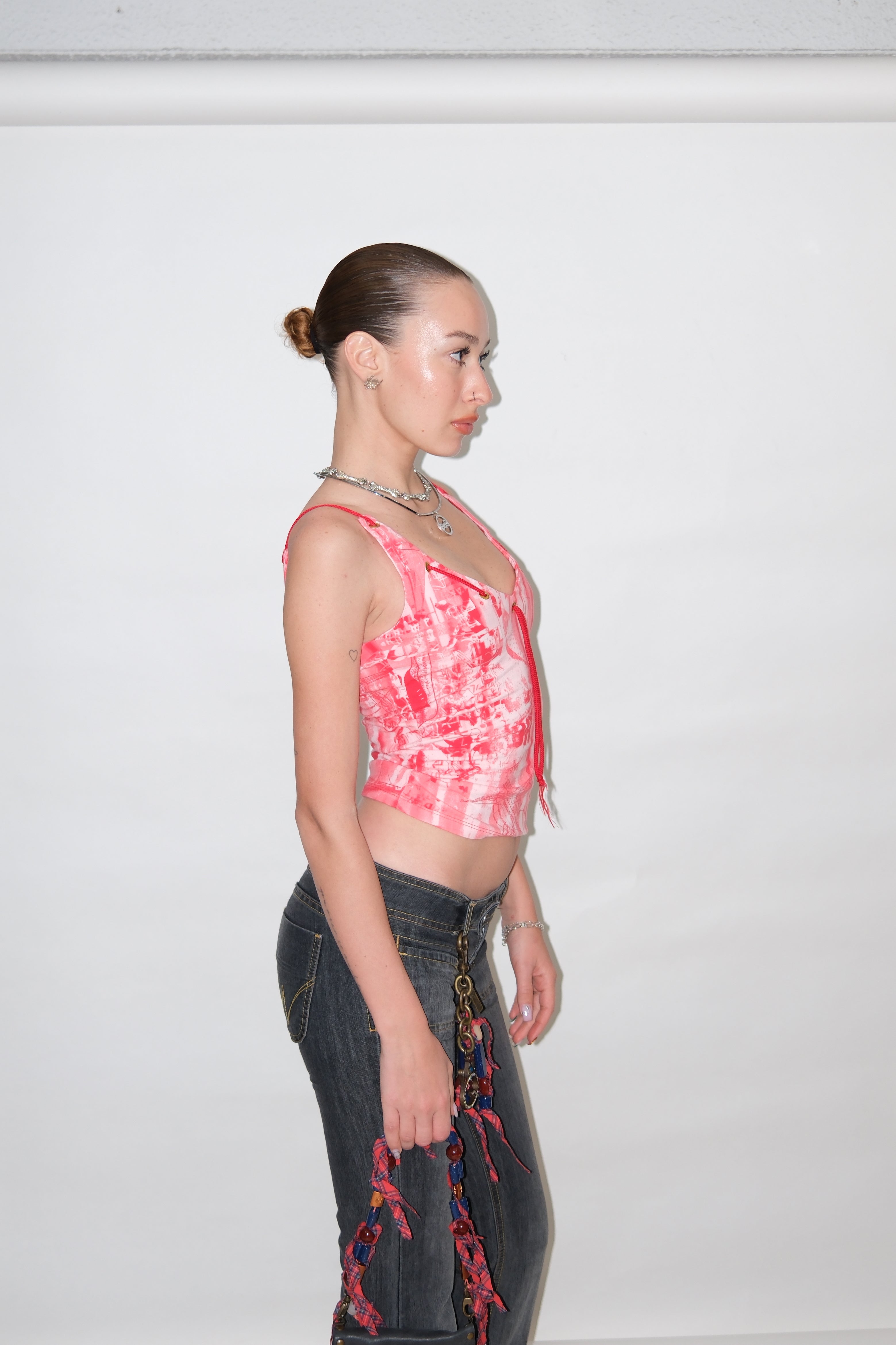 STRING DETAIL RED-PINK TOP