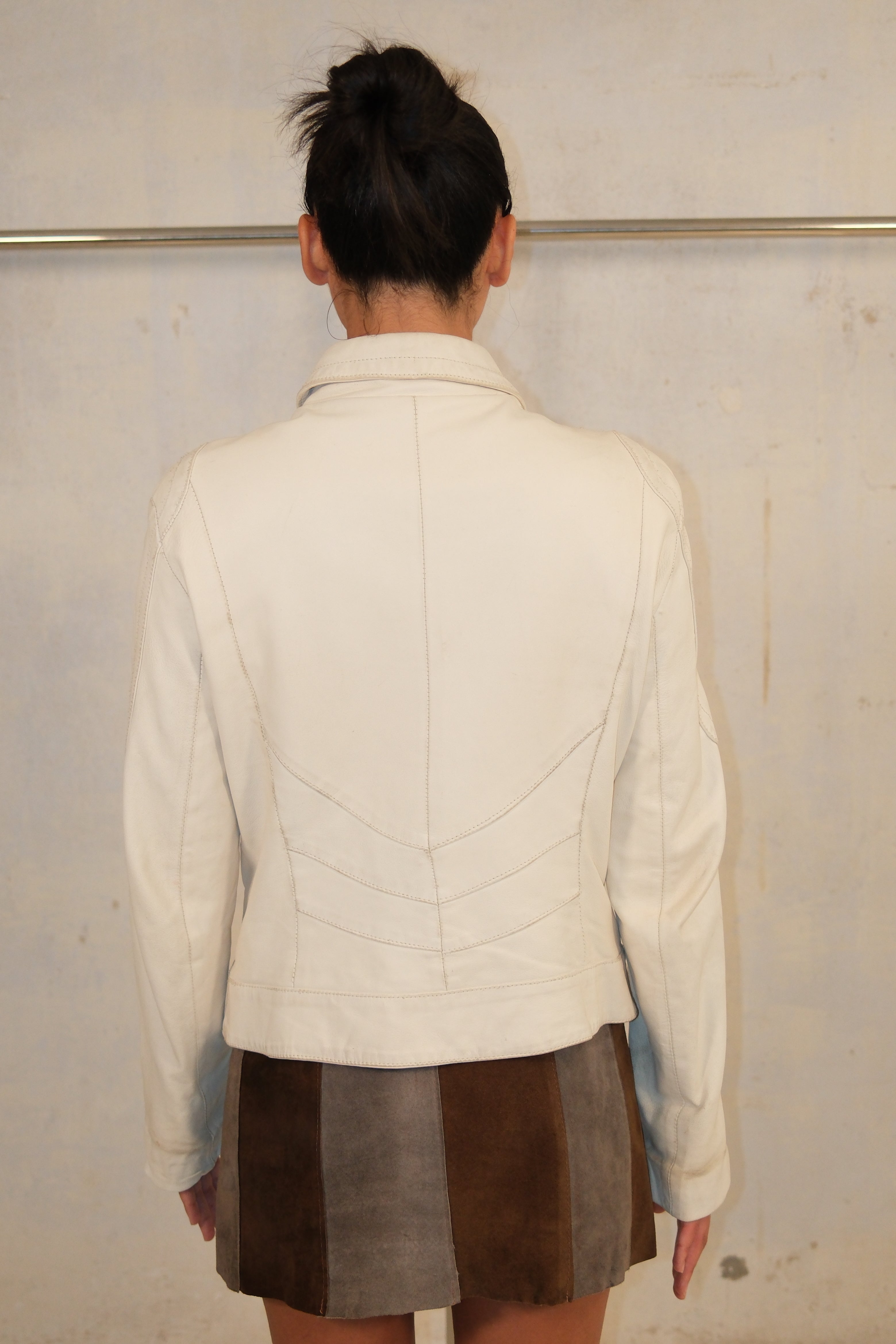 Cream-White Leather Jacket With Stitching
