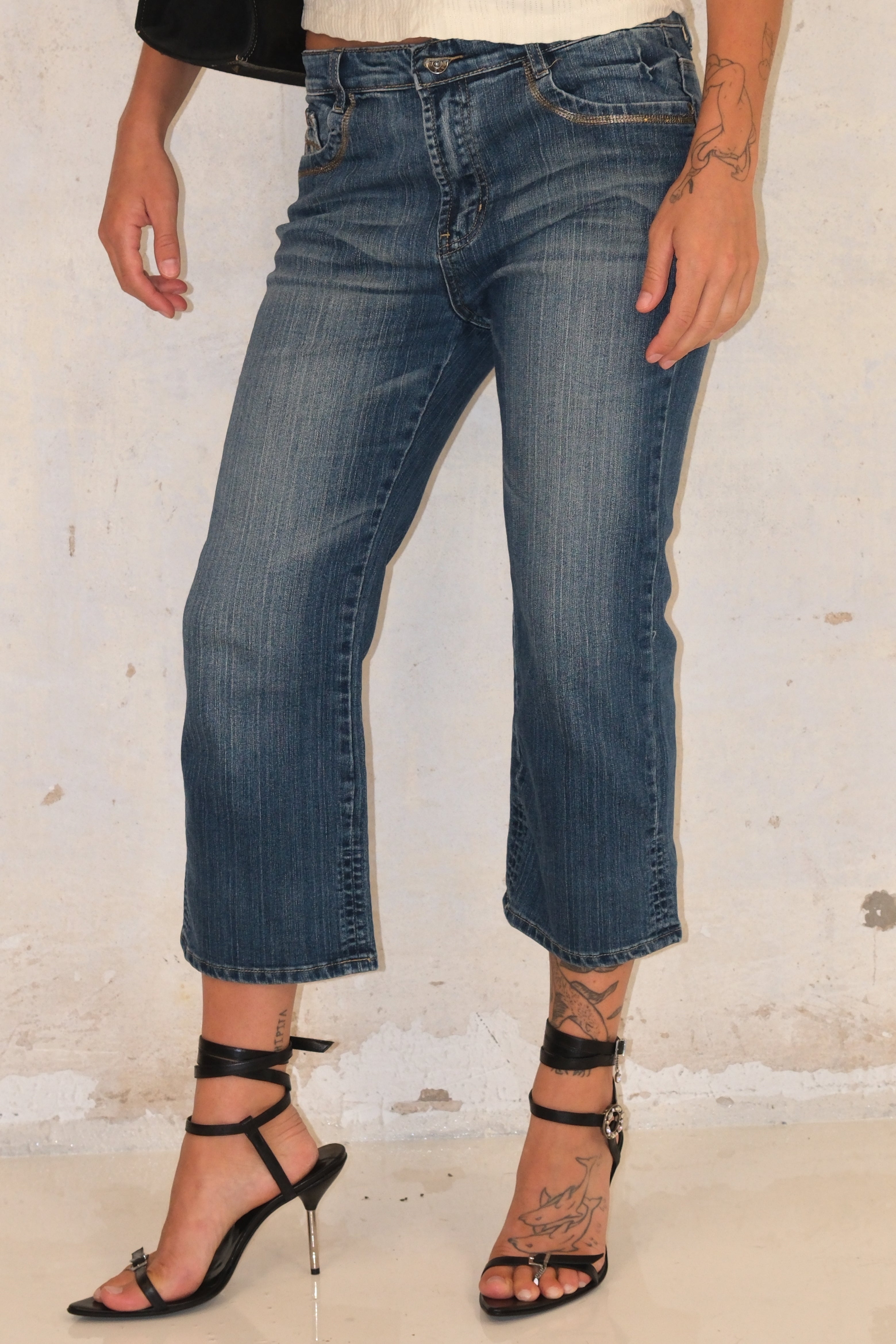 Dark Low-Rise 7/8 Jeans Size 38