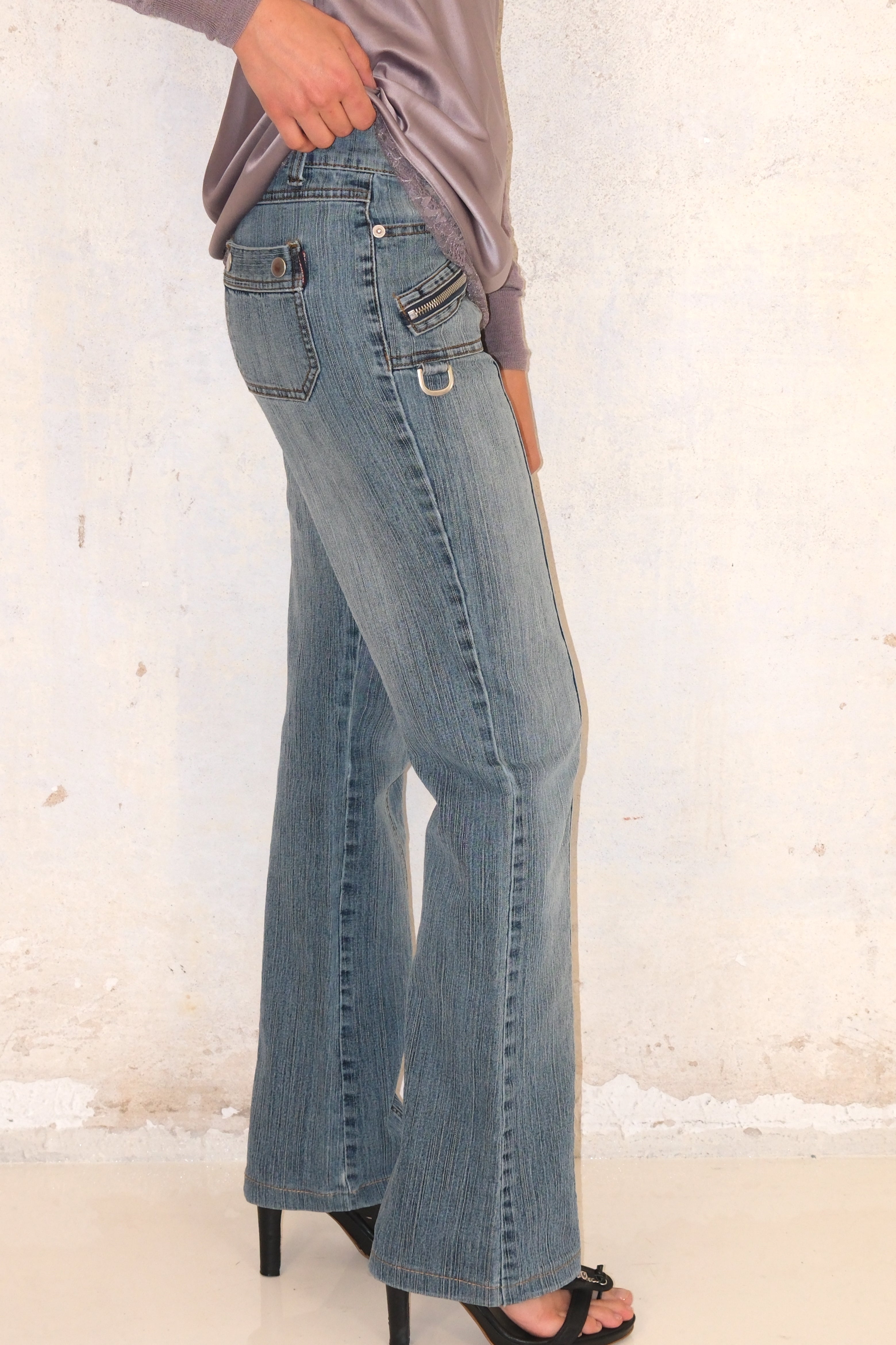 Low-Rise Long Jeans With Studs And Stitching Size 34-36
