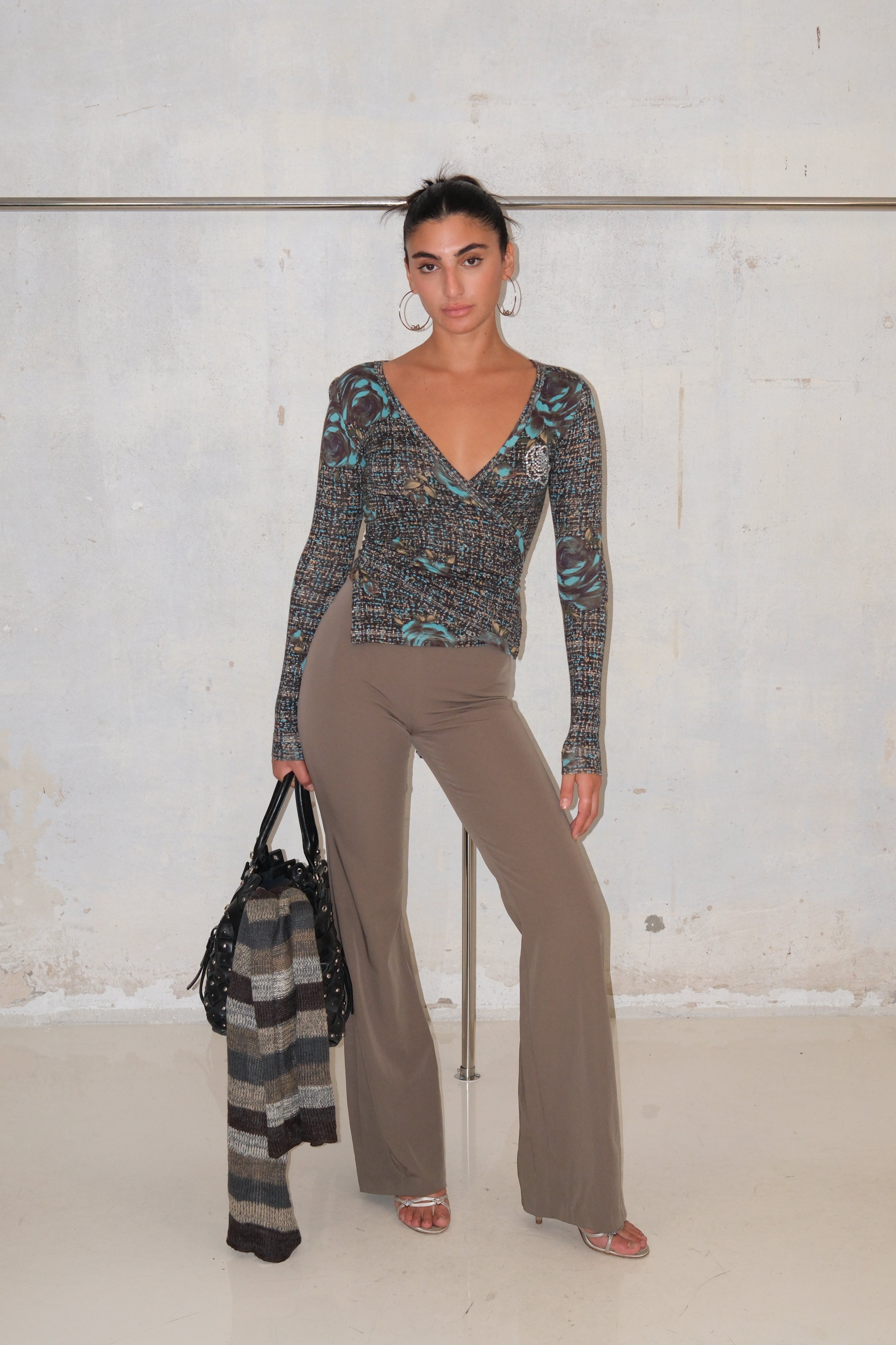 Gray Flared Low-Rise Pants Size 36