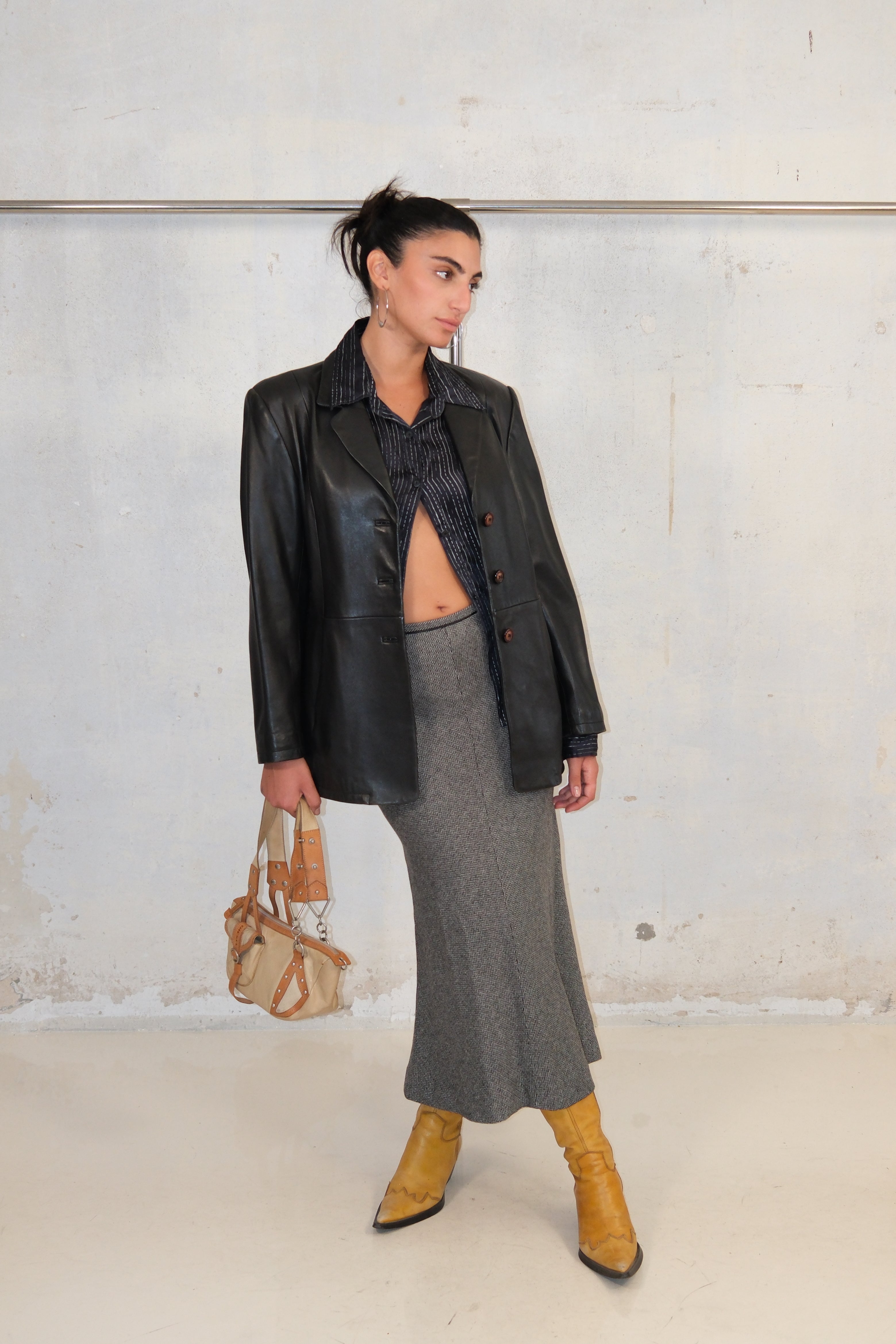 Black Boxy Leather Jackets With Buttons