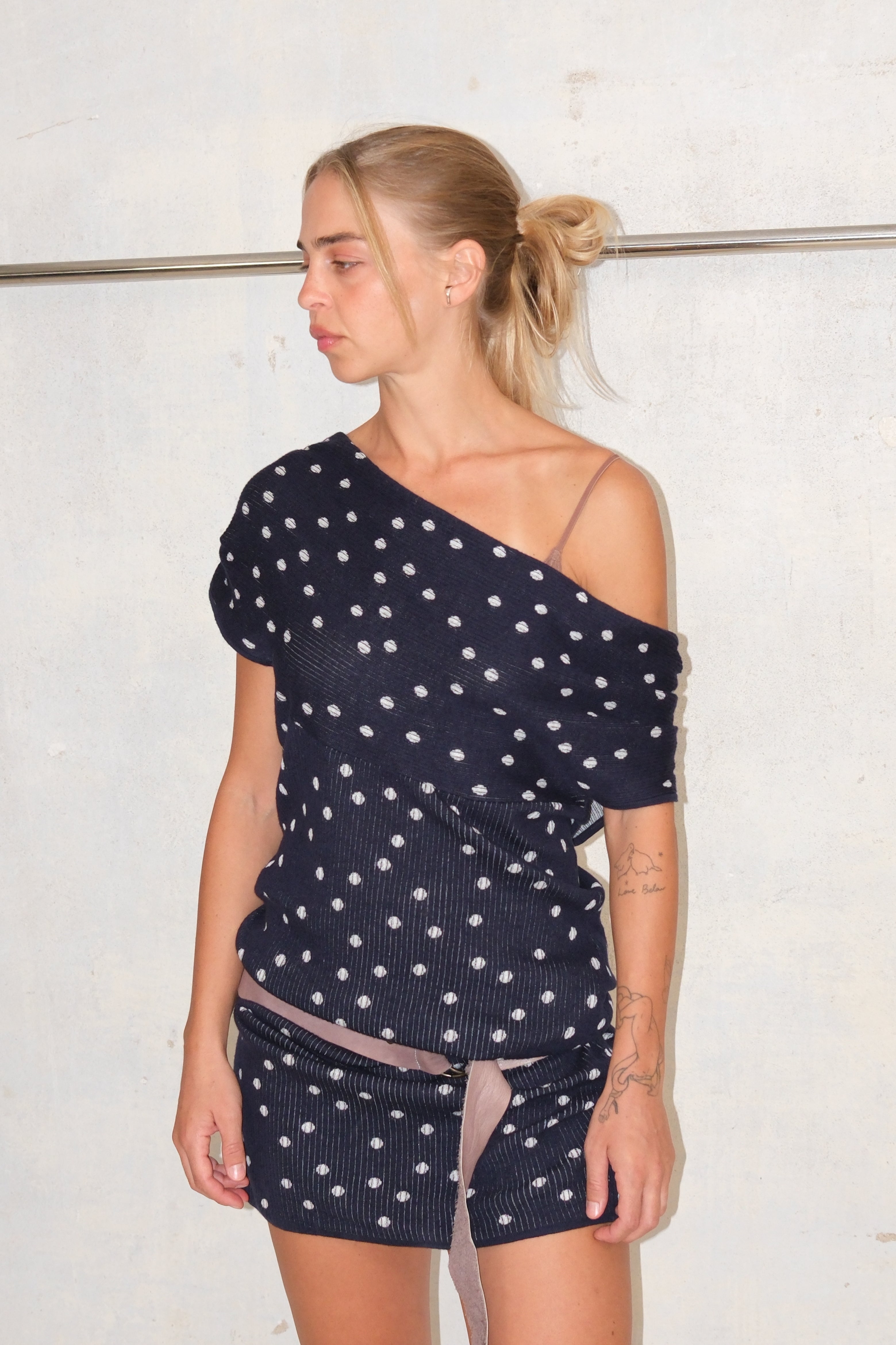 ESCADA BLUE OFF SHOULDER POLKA DOT MIDI DRESS