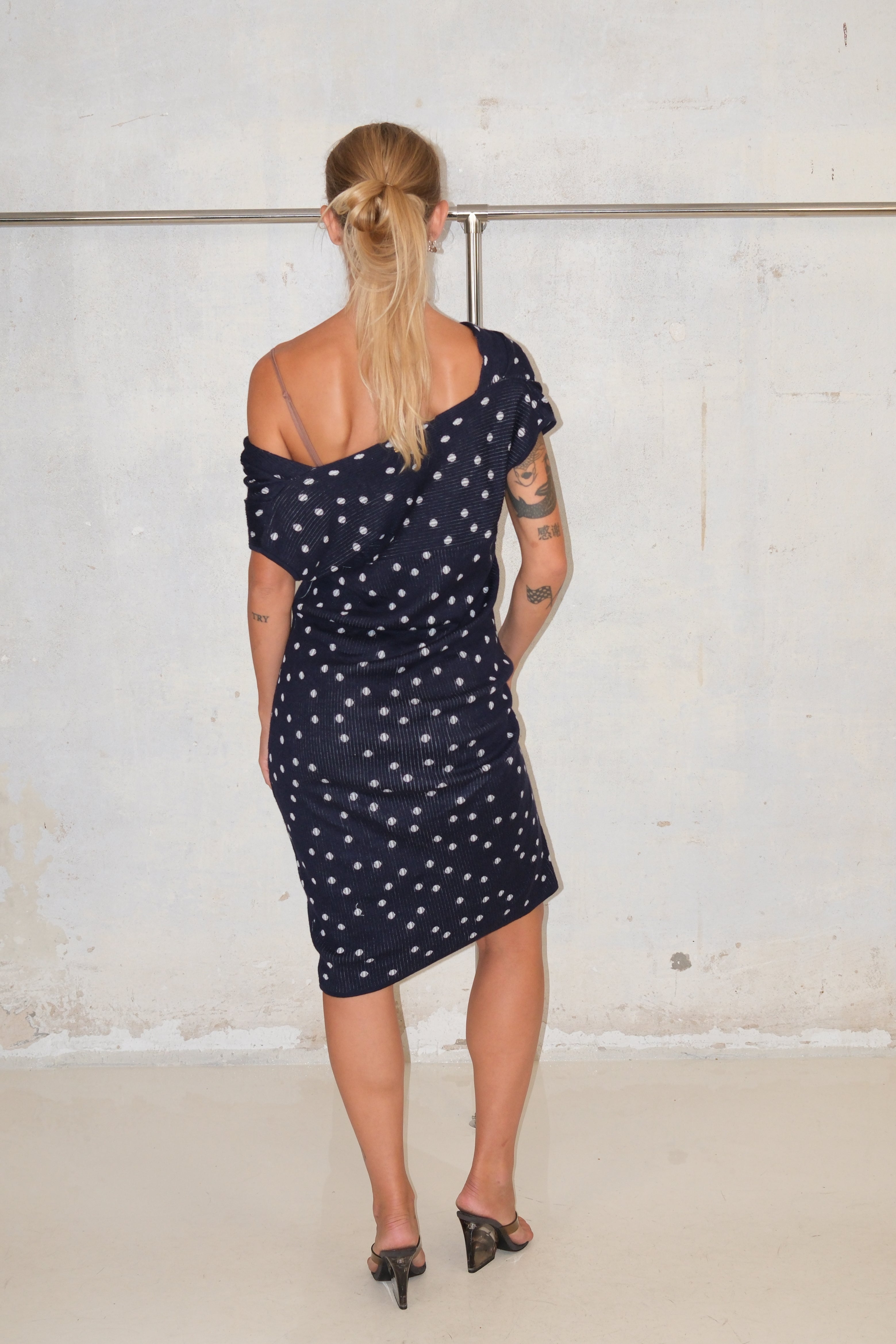 ESCADA BLUE OFF SHOULDER POLKA DOT MIDI DRESS