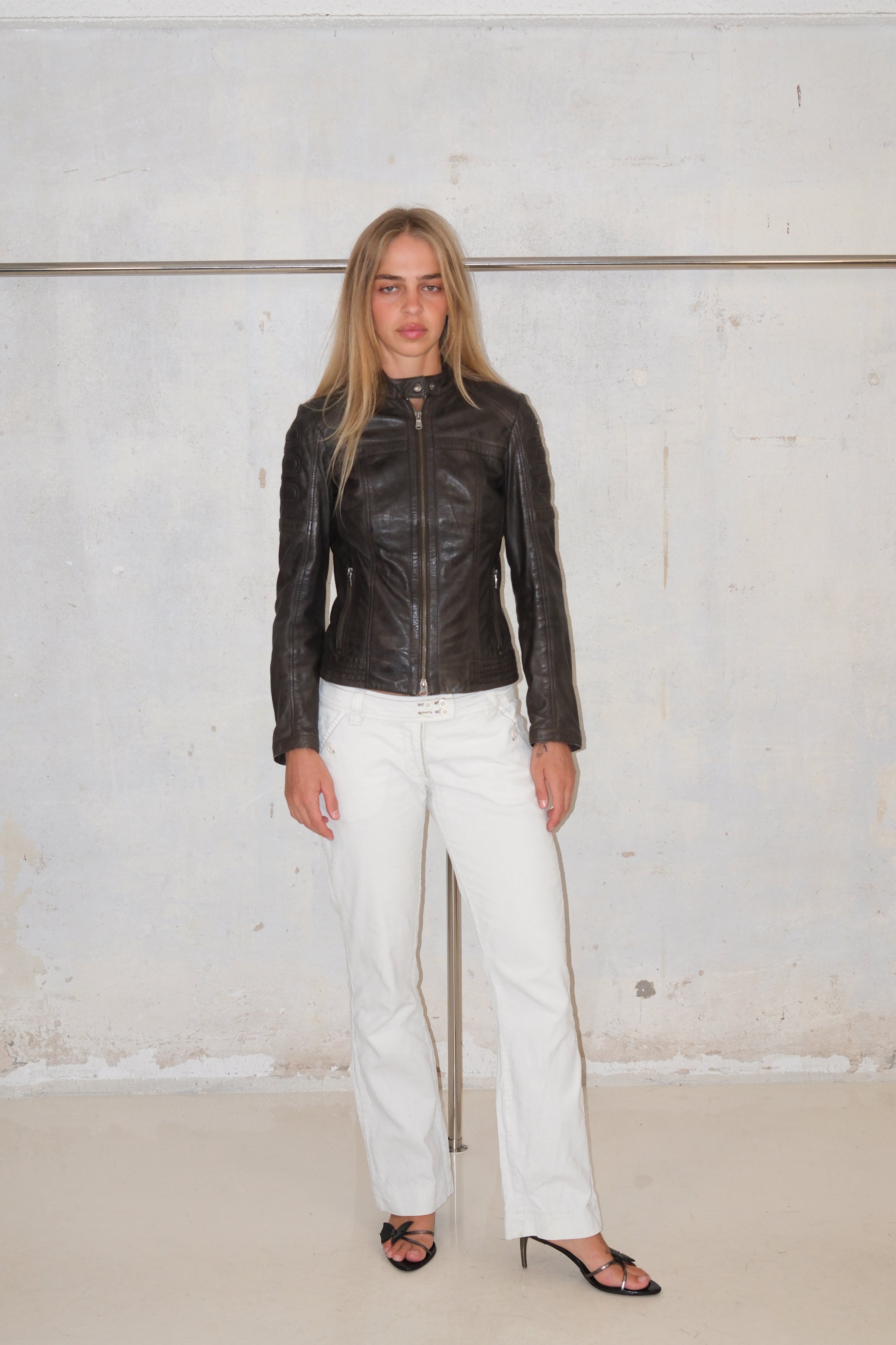 White Corduroy Straight-Leg Low-Rise Pants Size 38