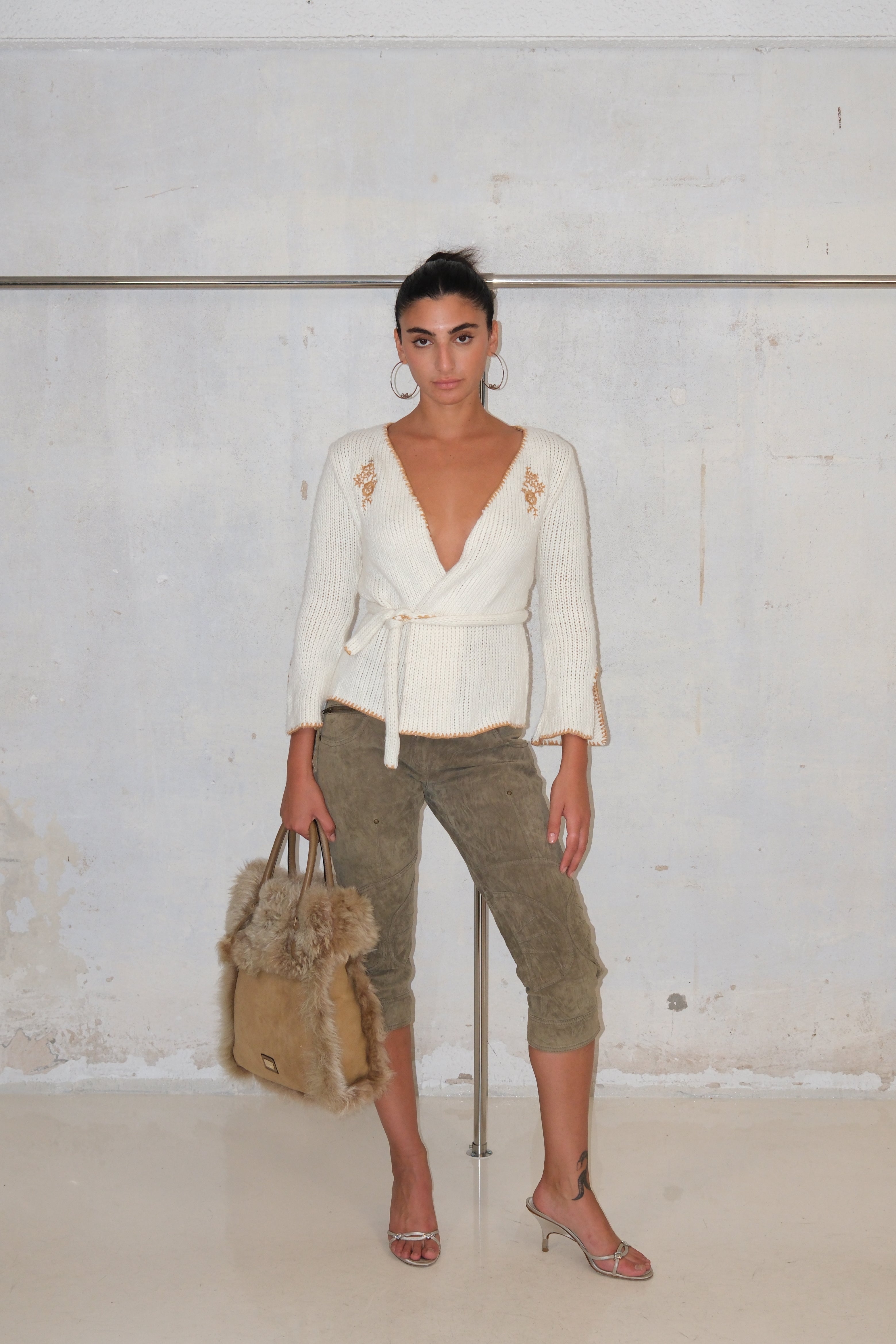 GREEN LEATHER CAPRI LOW RISE PANTS SIZE 36