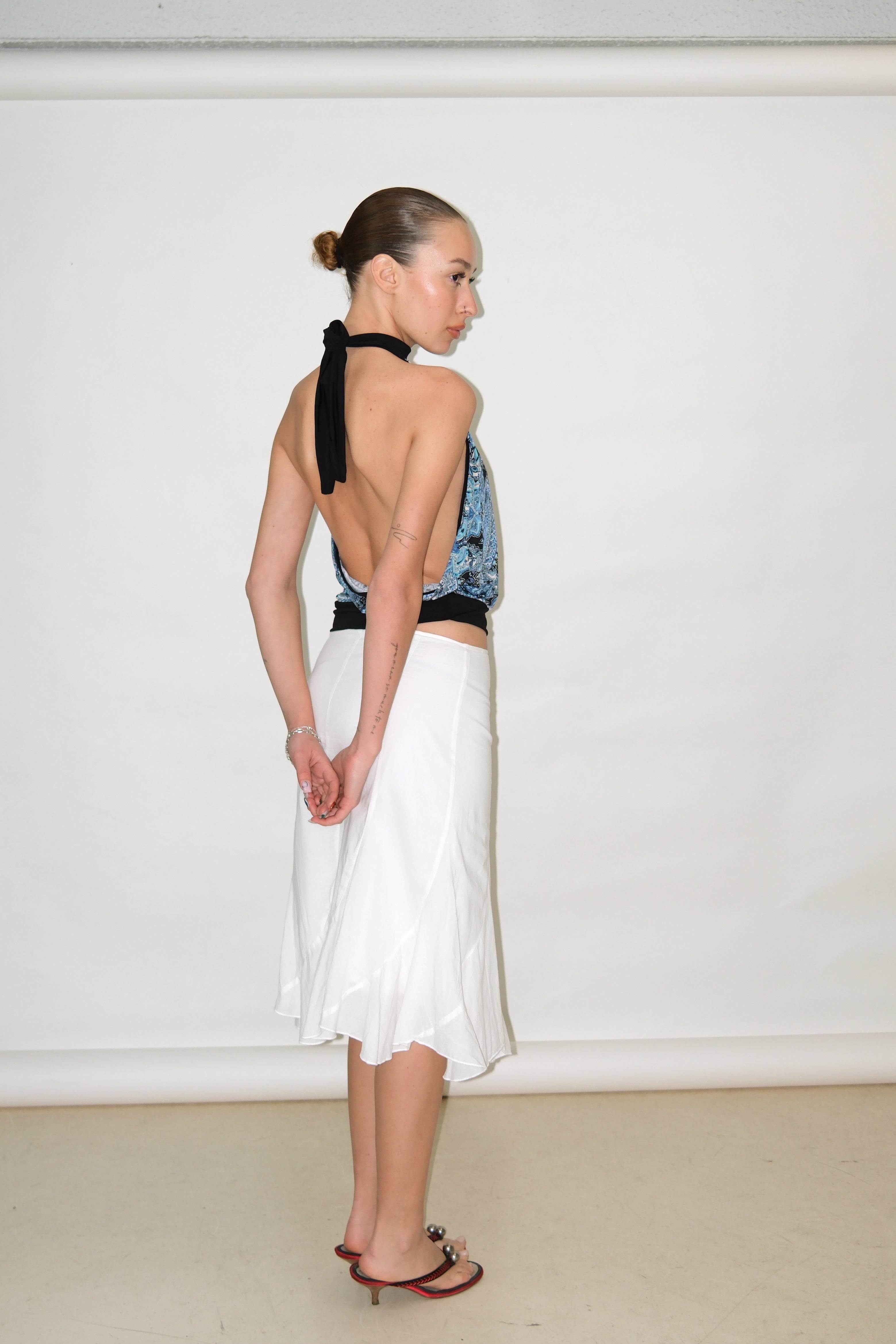 MID WHITE SKIRT