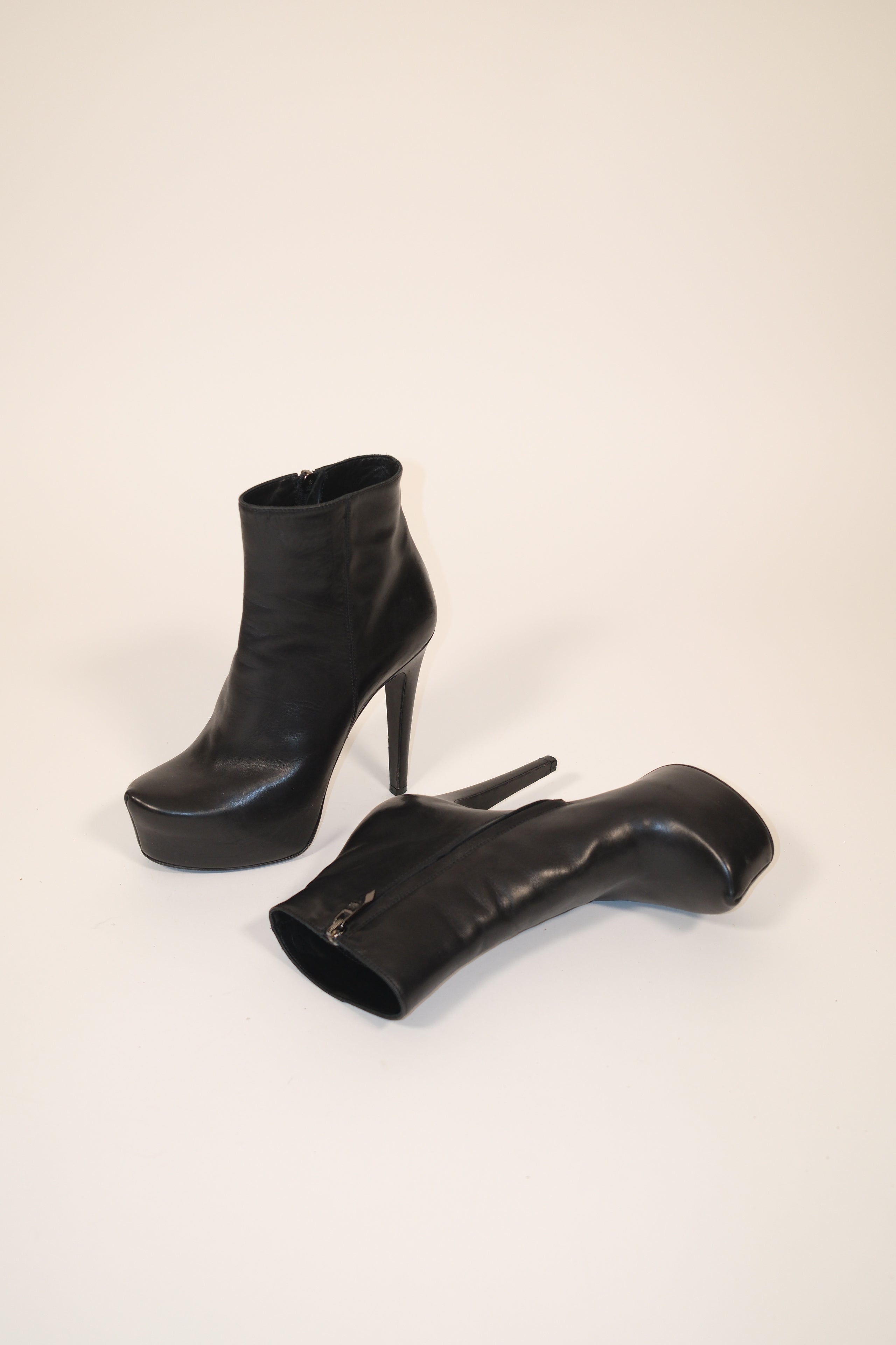 R & RENZI Italian High heels platform leather shoes