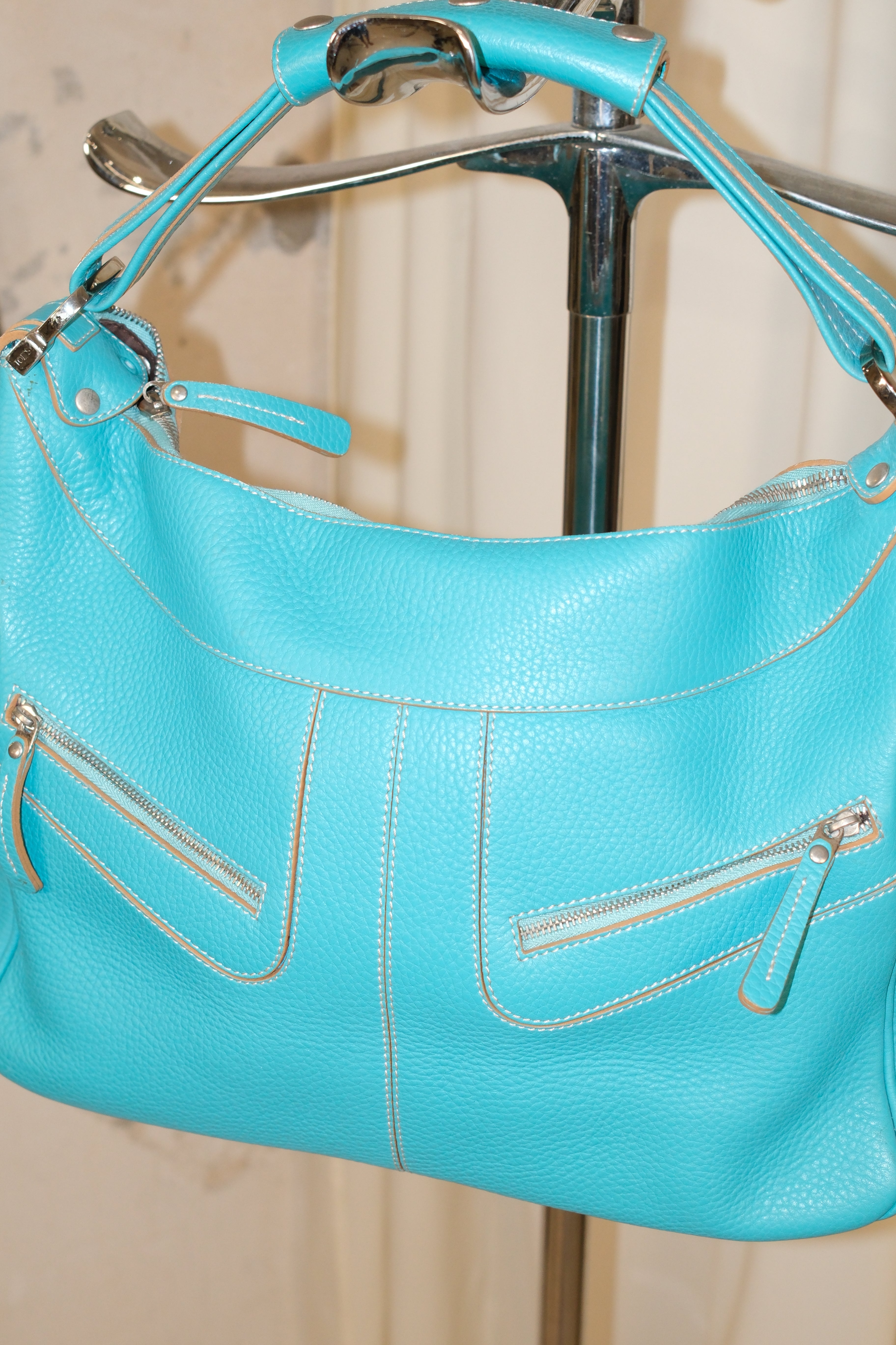 Tod's cyan blue classic shape shoulder bag