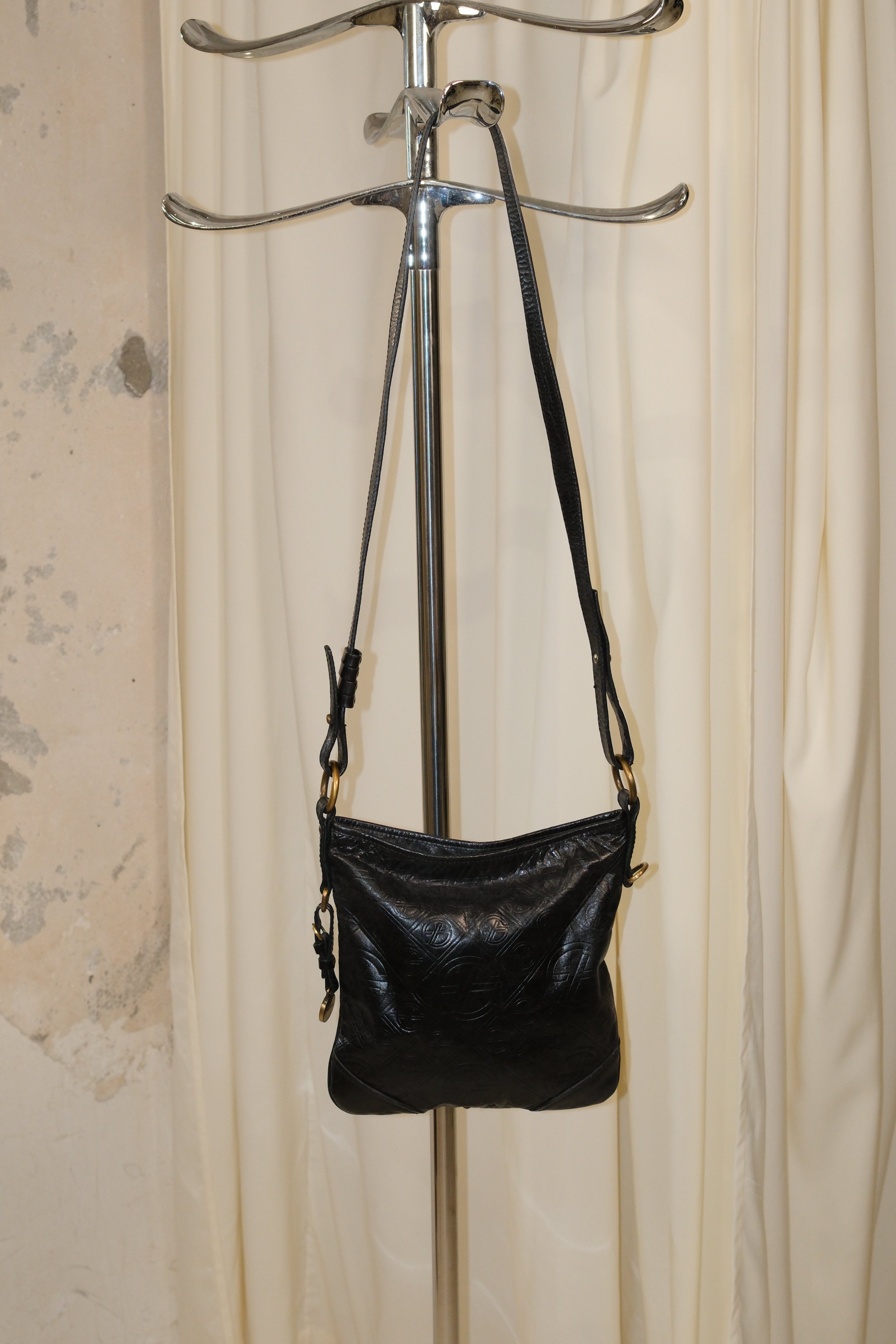 FRANCESCO BIASIA CROSSBODY BAG IN BLACK MONOGRAM LEATHER