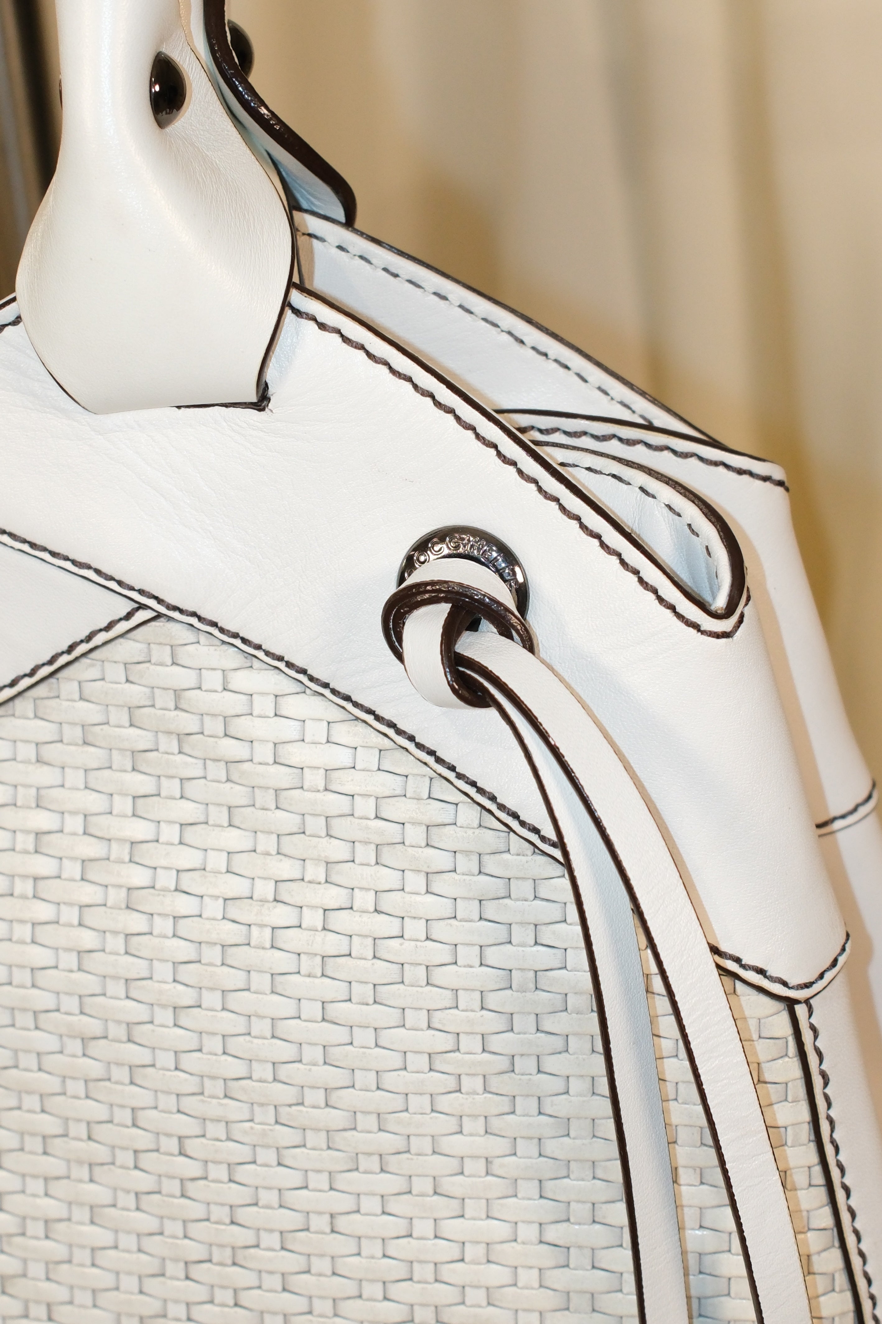COCCINELLE WOVEN WHITE LEATHER BAG