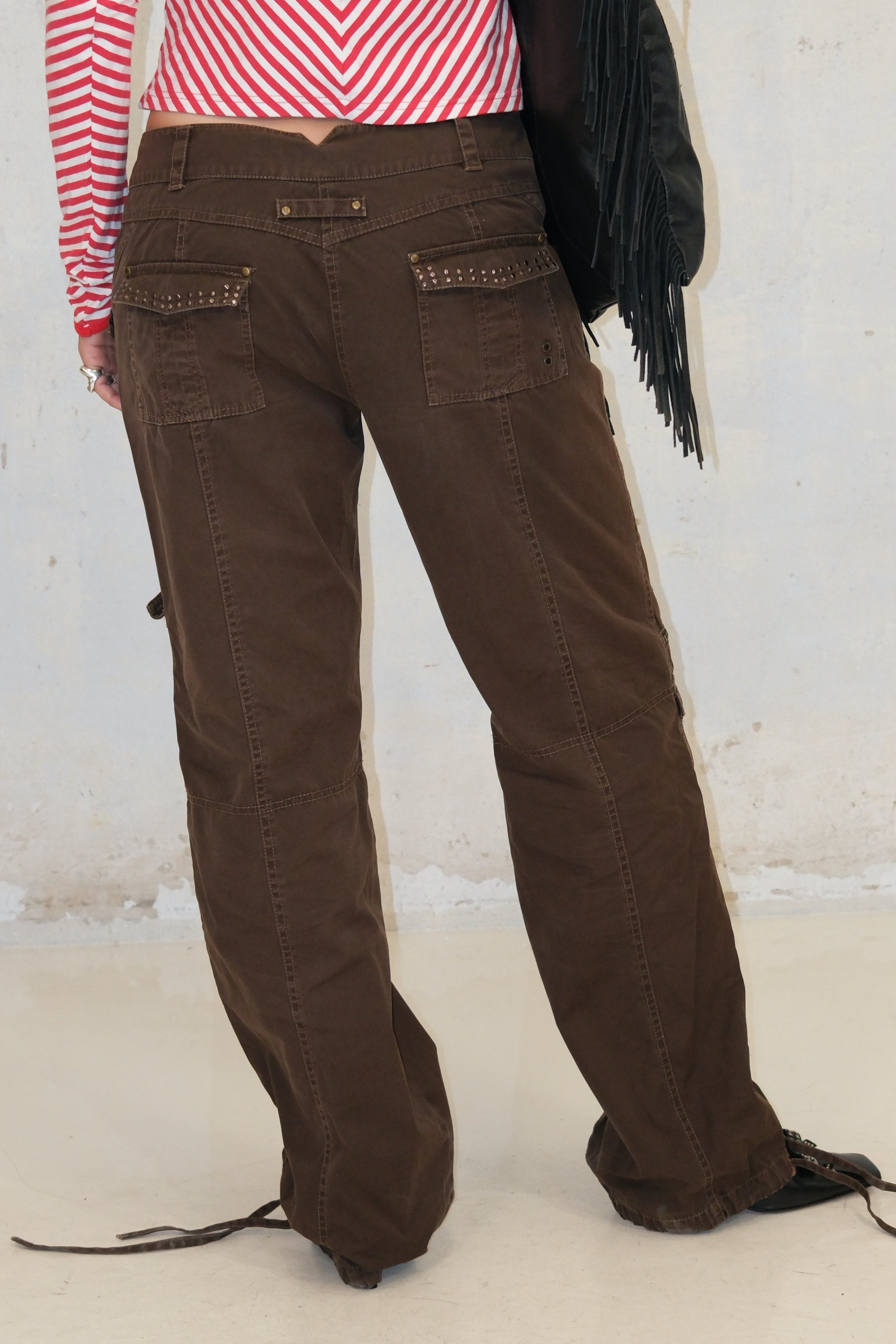 Cocoa Low-Rise Cargo With Details Size 38