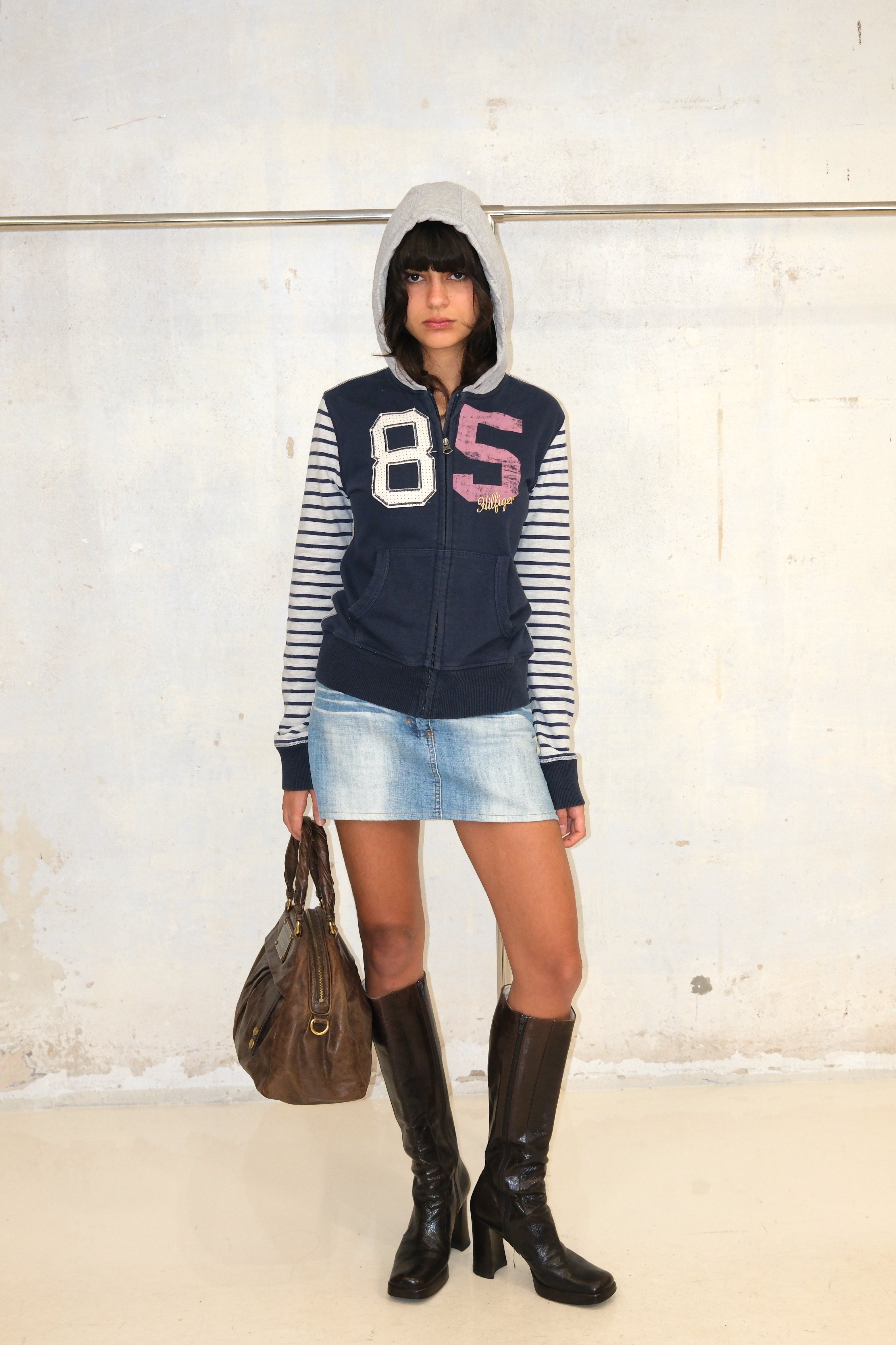 TOMMY HILFIGER GRAPHIC HOODED COOL TOP