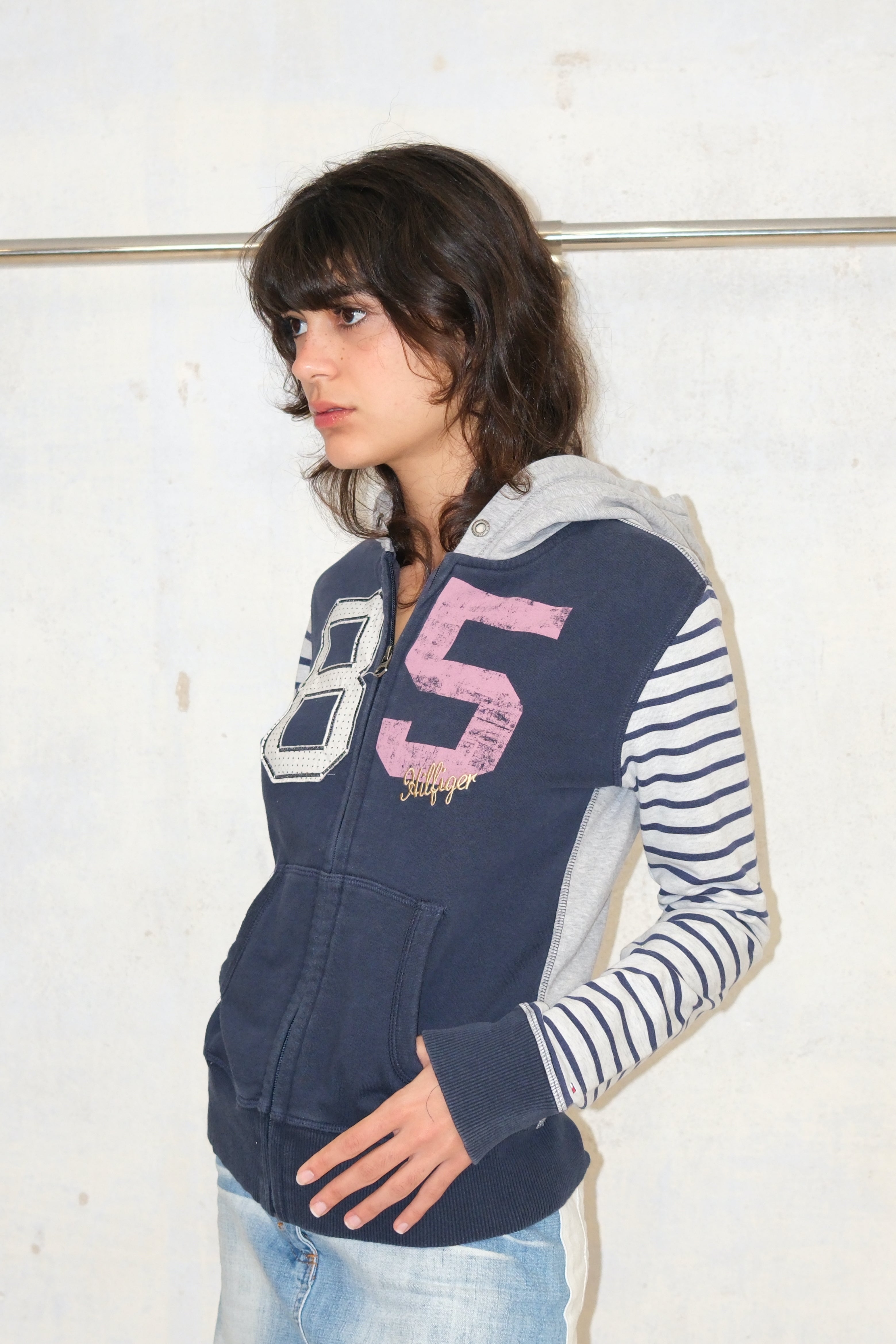 TOMMY HILFIGER GRAPHIC HOODED COOL TOP