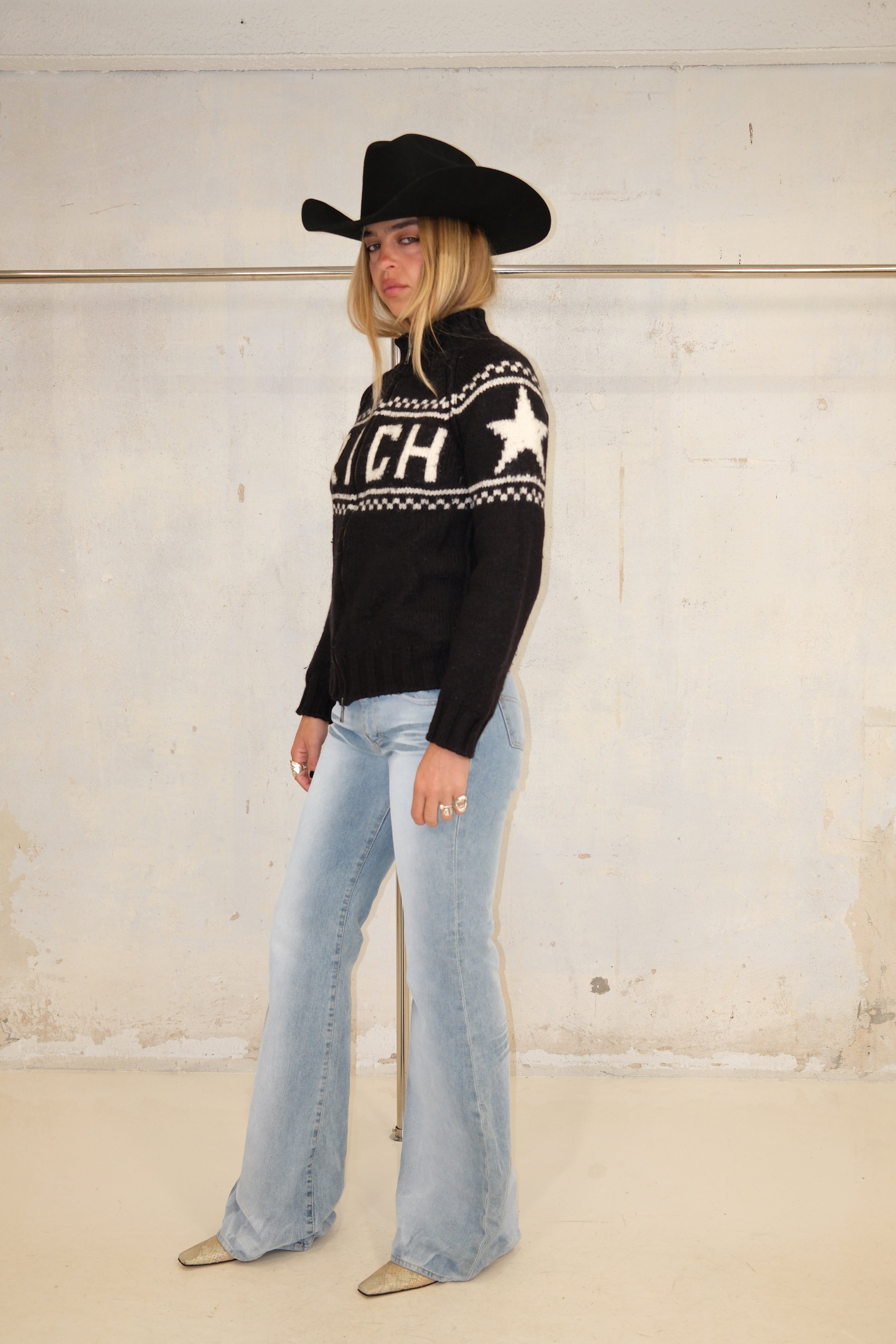 RICHMOND 2 SIDE ZIP UP GRAPHIC KNIT SWEATER