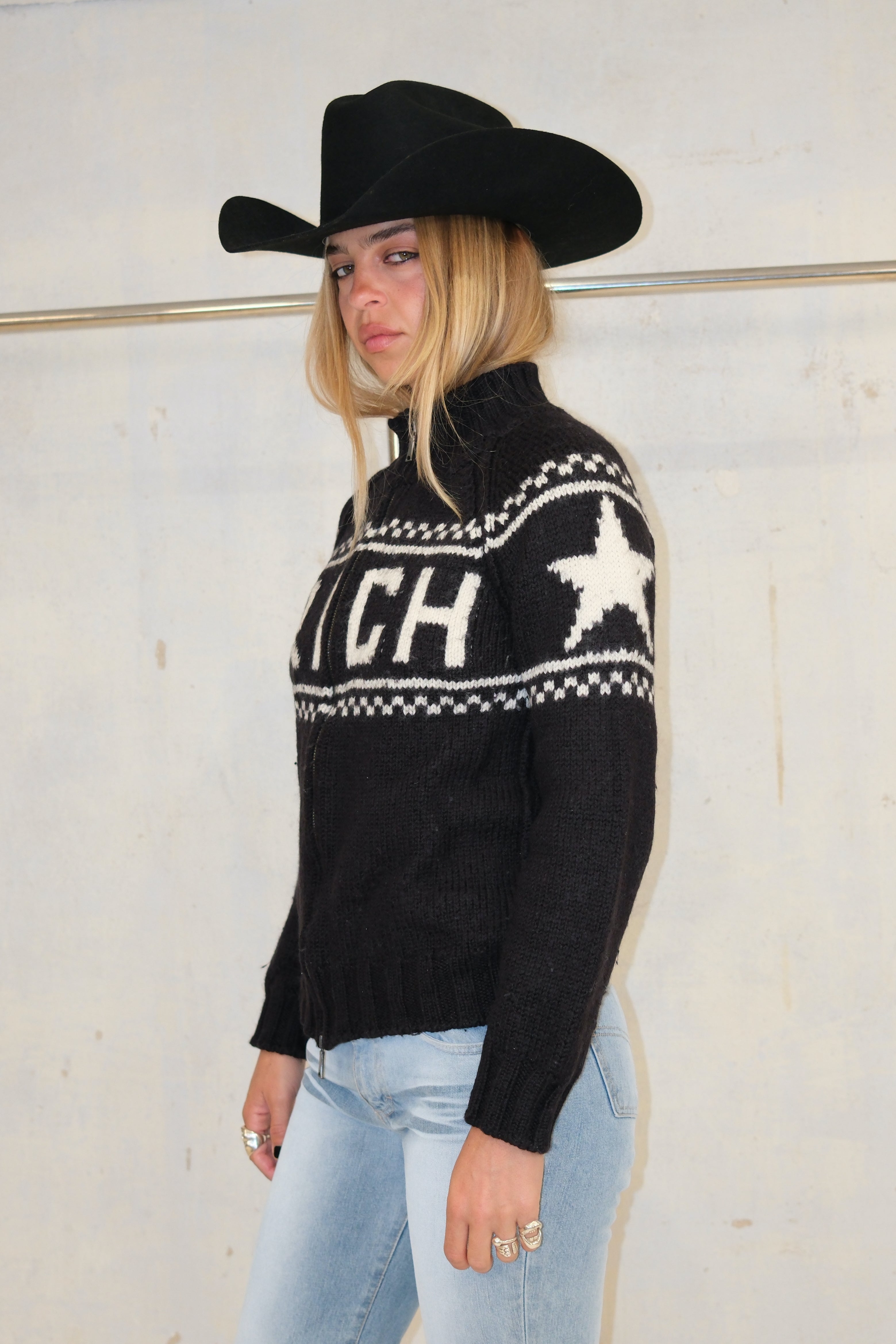 RICHMOND 2 SIDE ZIP UP GRAPHIC KNIT SWEATER