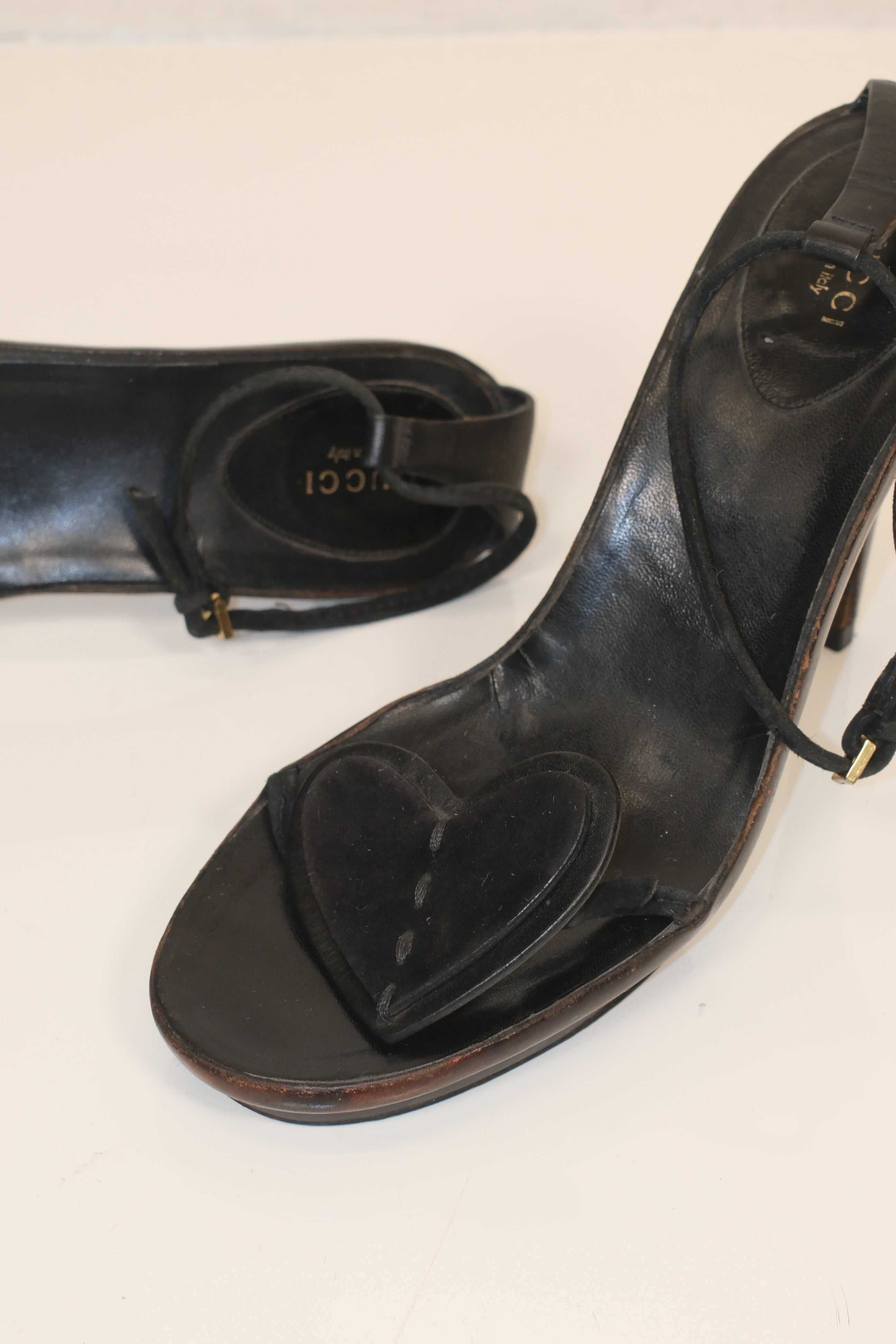 2002 *Runway* Tom Ford for Gucci high heels heart leather sandals