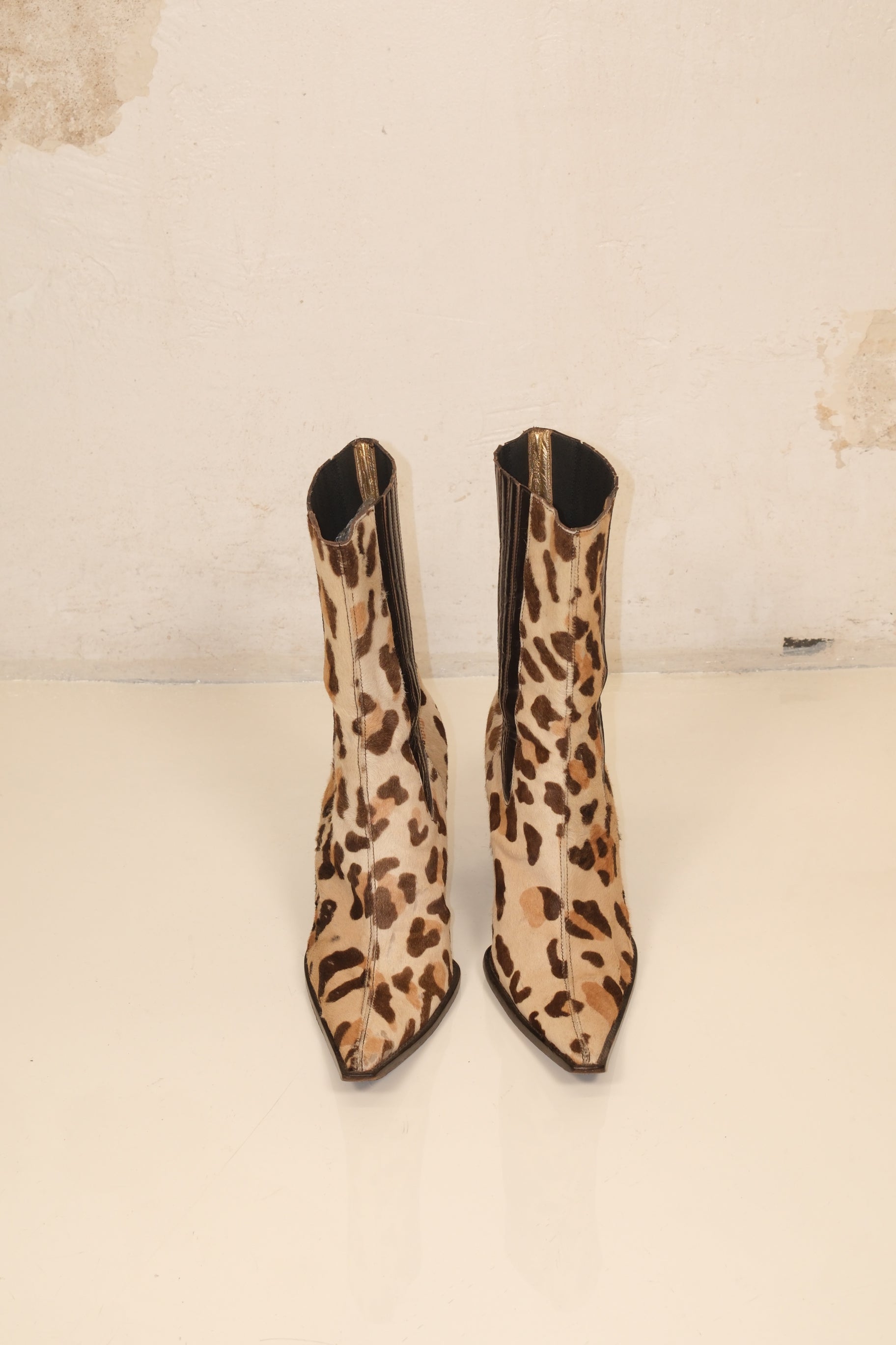Dolce Gabbana leopard furry leather boots