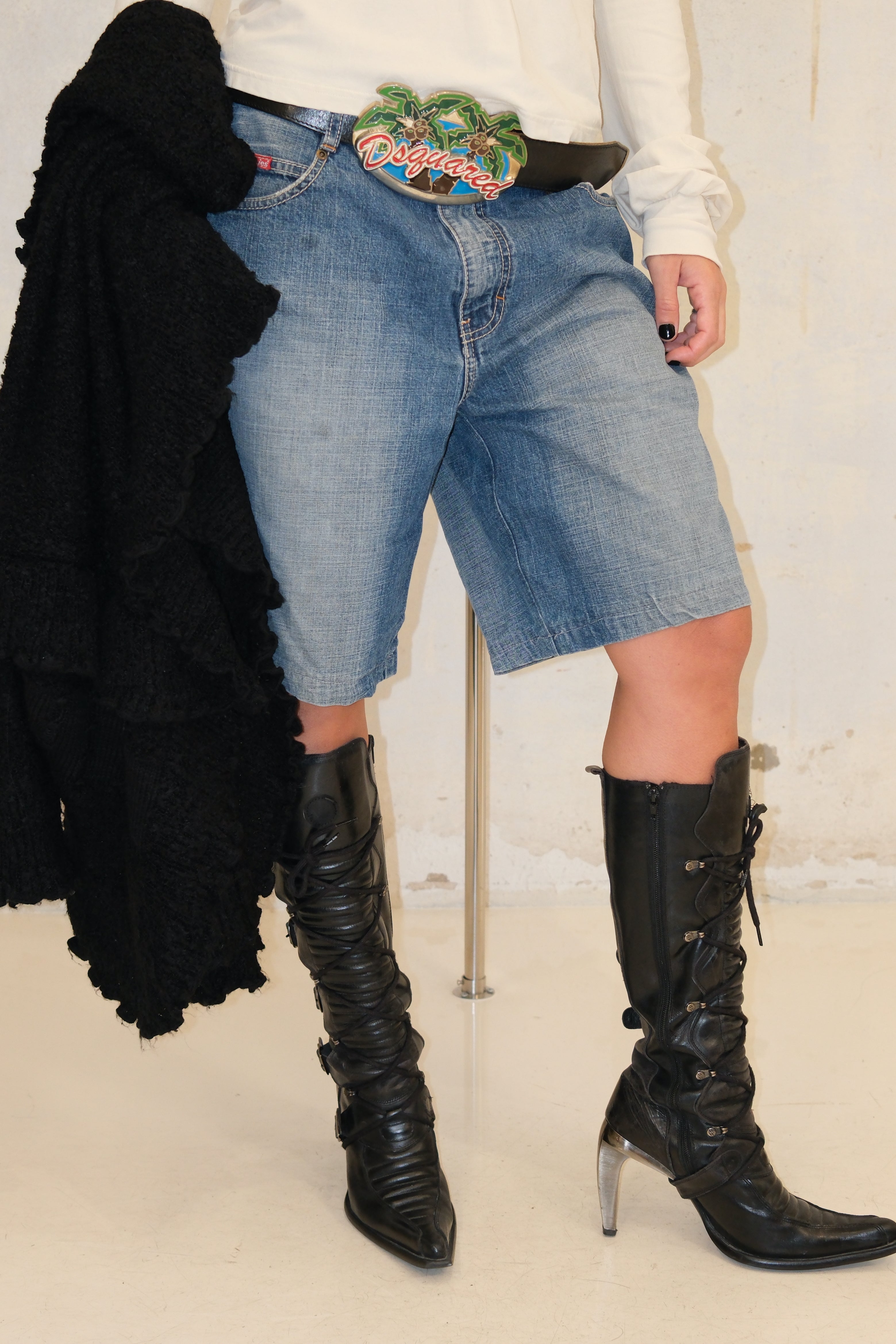 Dickies 3/4 Jorts With Back Details Size 40-42