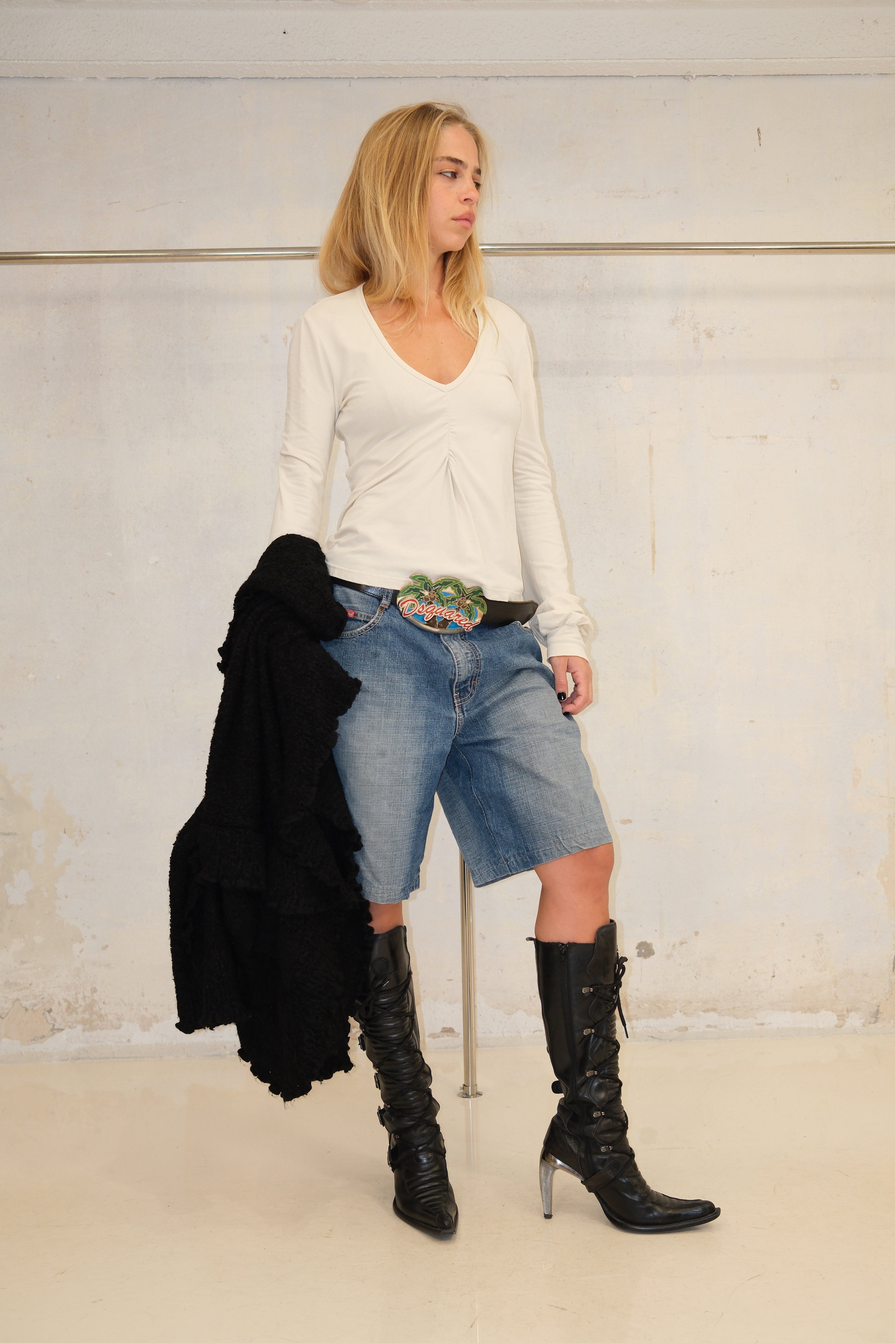 Dickies 3/4 Jorts With Back Details Size 40-42