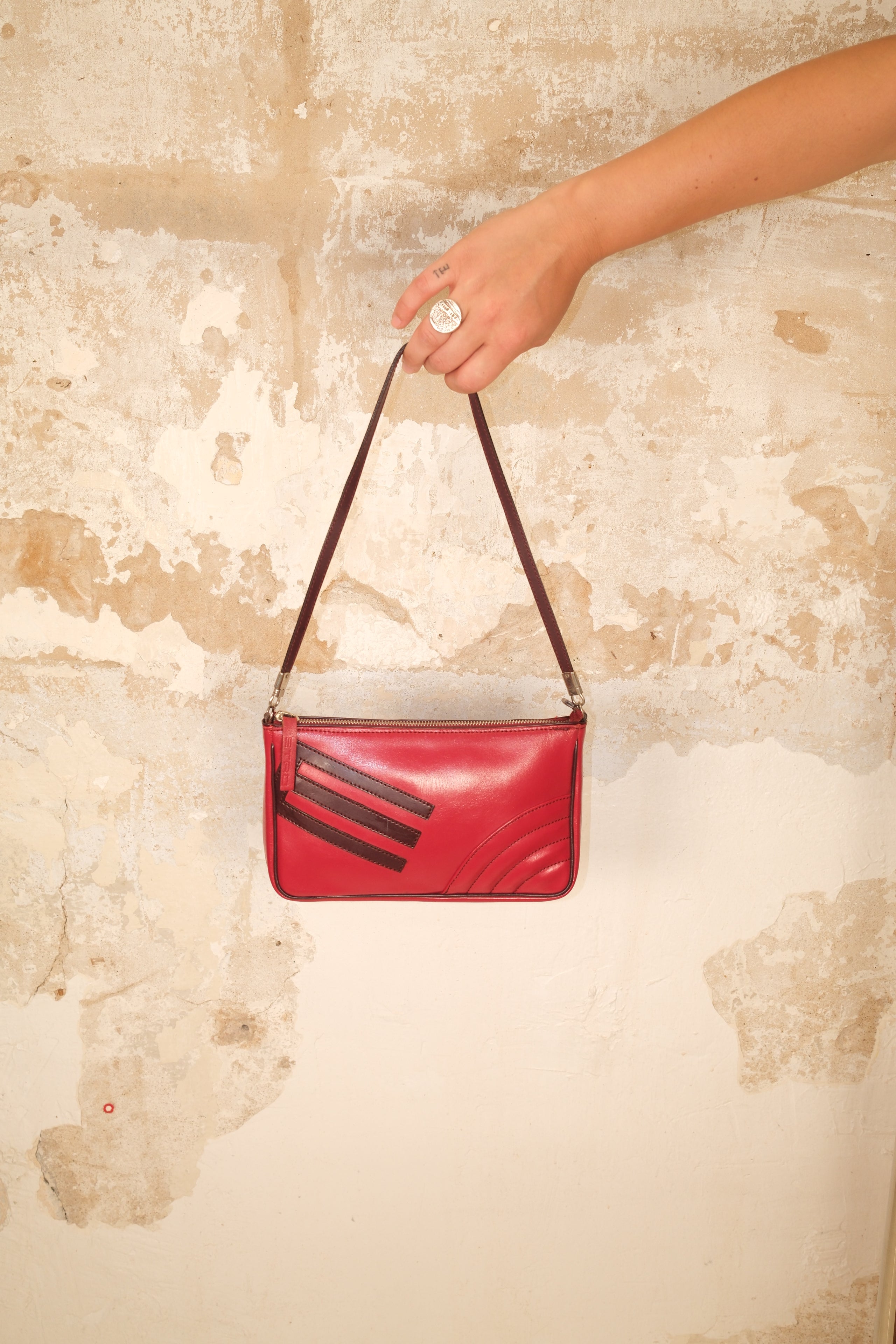 Etro 2001 colored leather handbag in red and aubergine