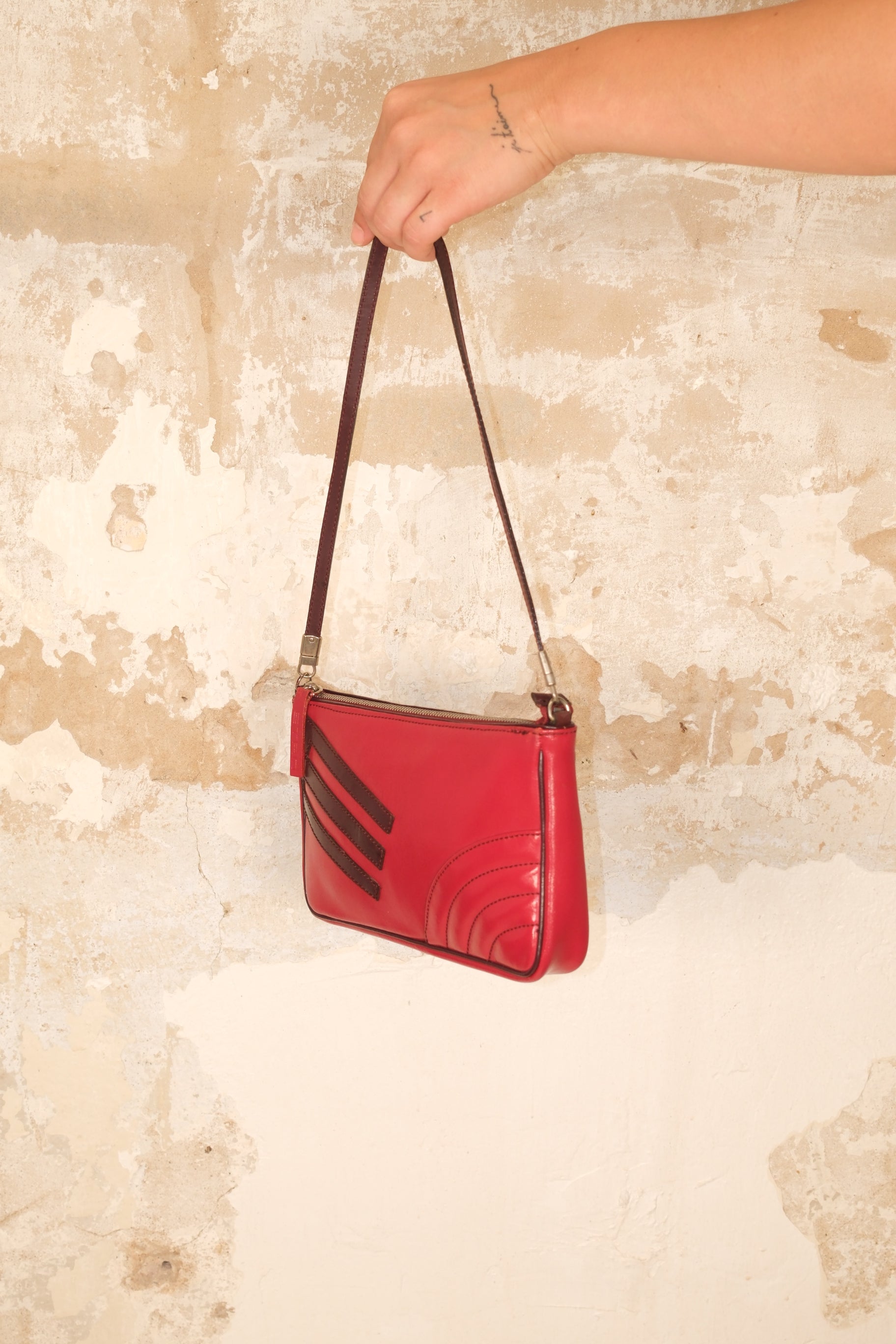 Etro 2001 colored leather handbag in red and aubergine