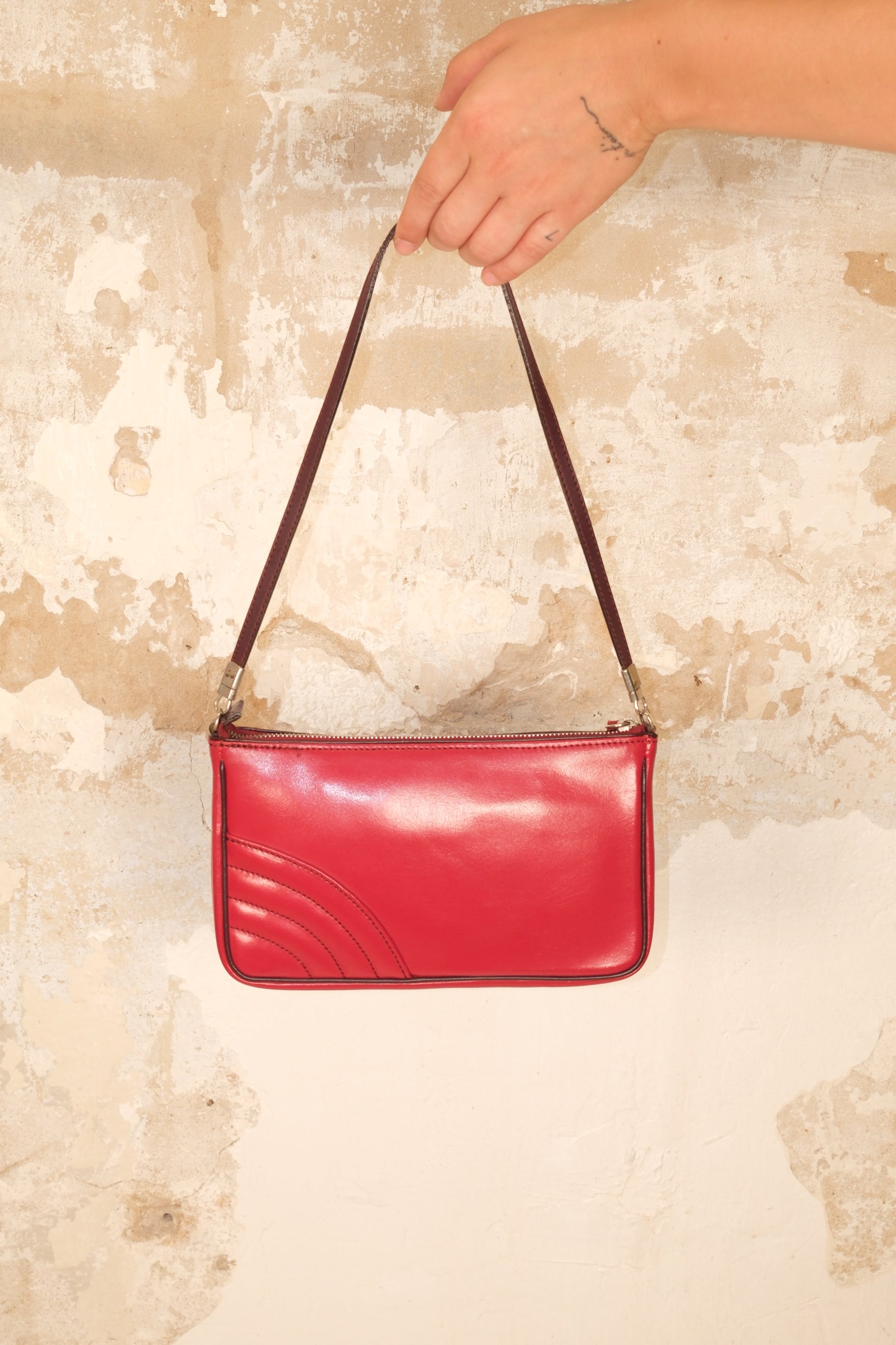 Etro 2001 colored leather handbag in red and aubergine