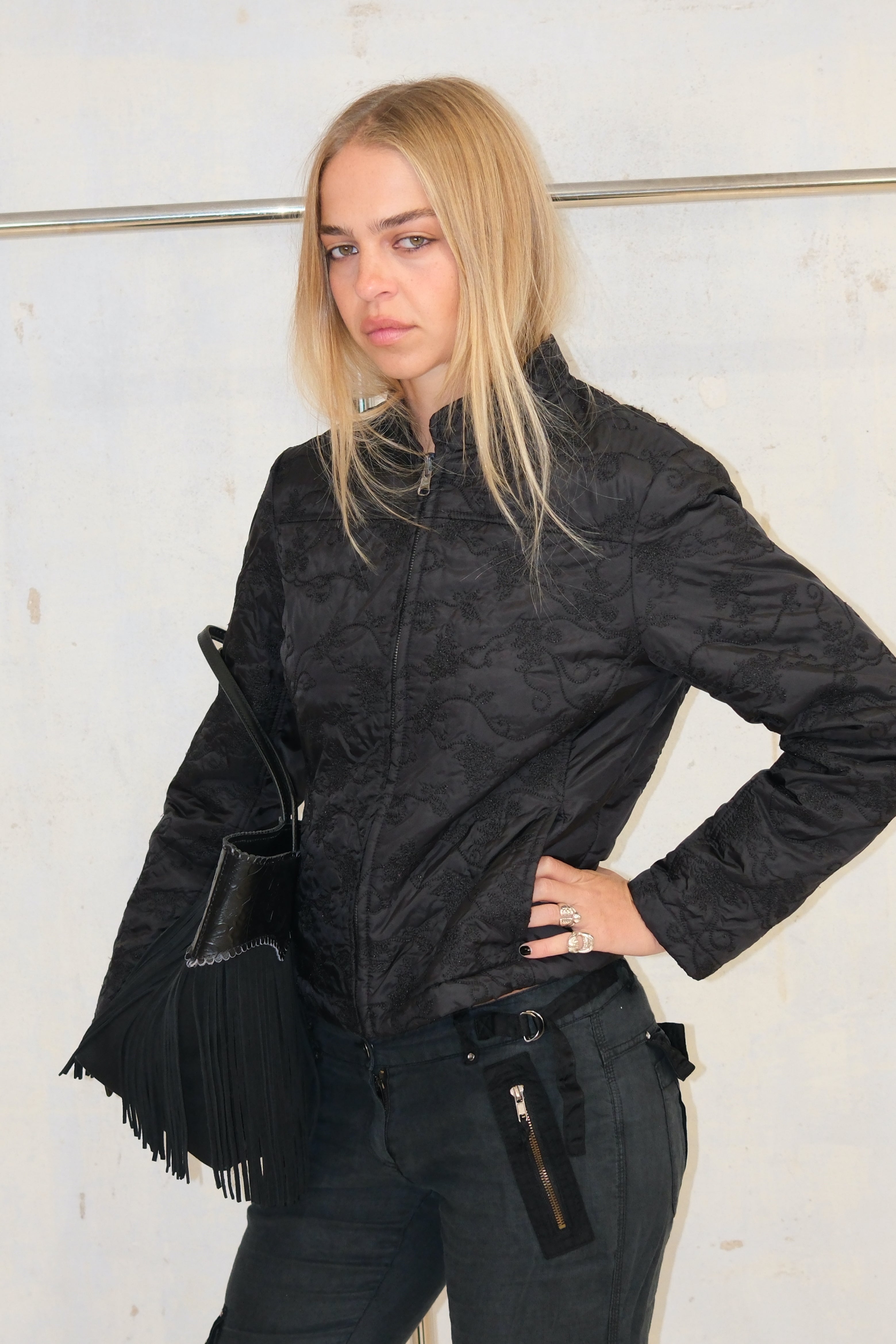 EMBROIDERED PUFFY CROP COAT