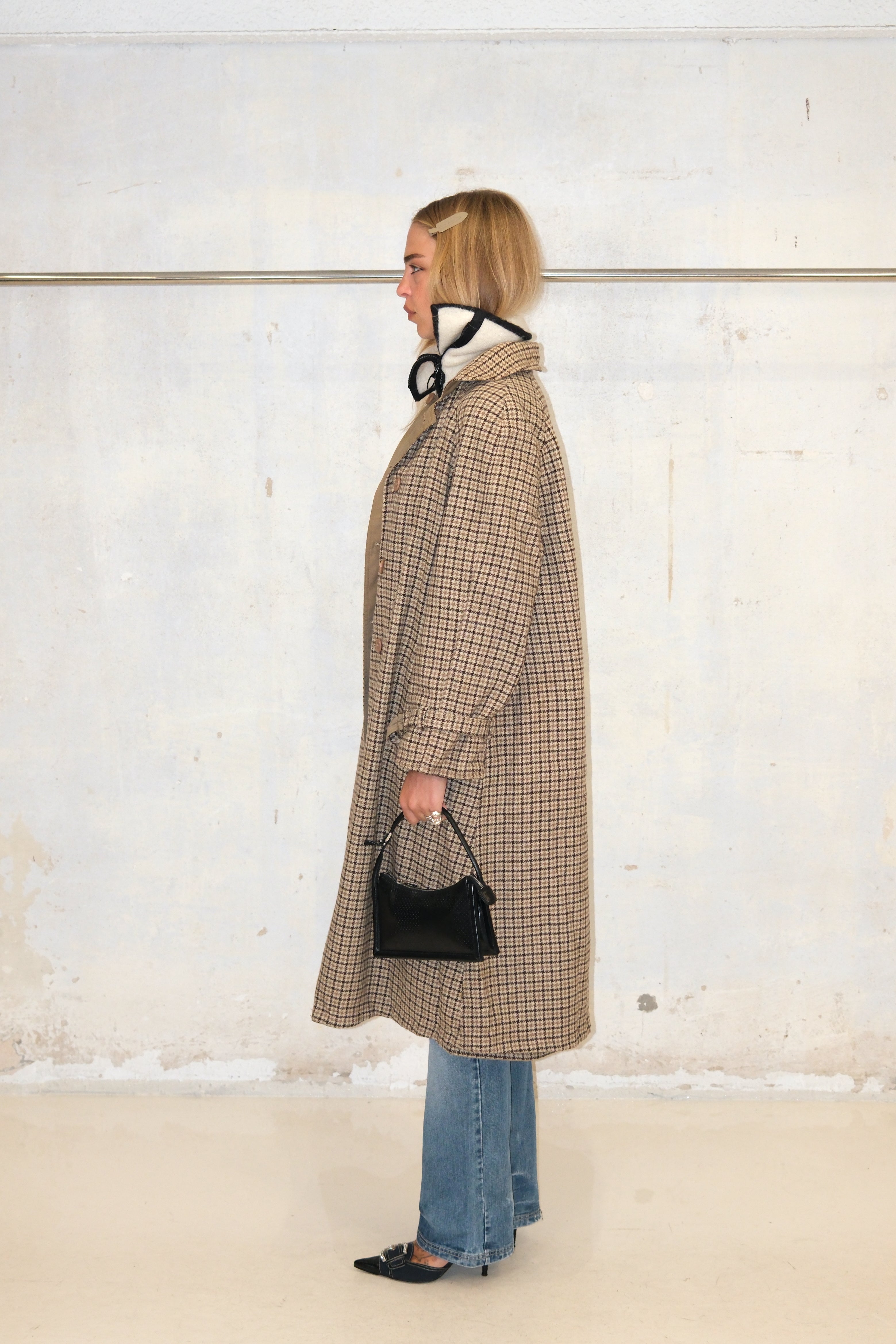 REVERSIBLE BEIGE PLAID TRENCH COAT