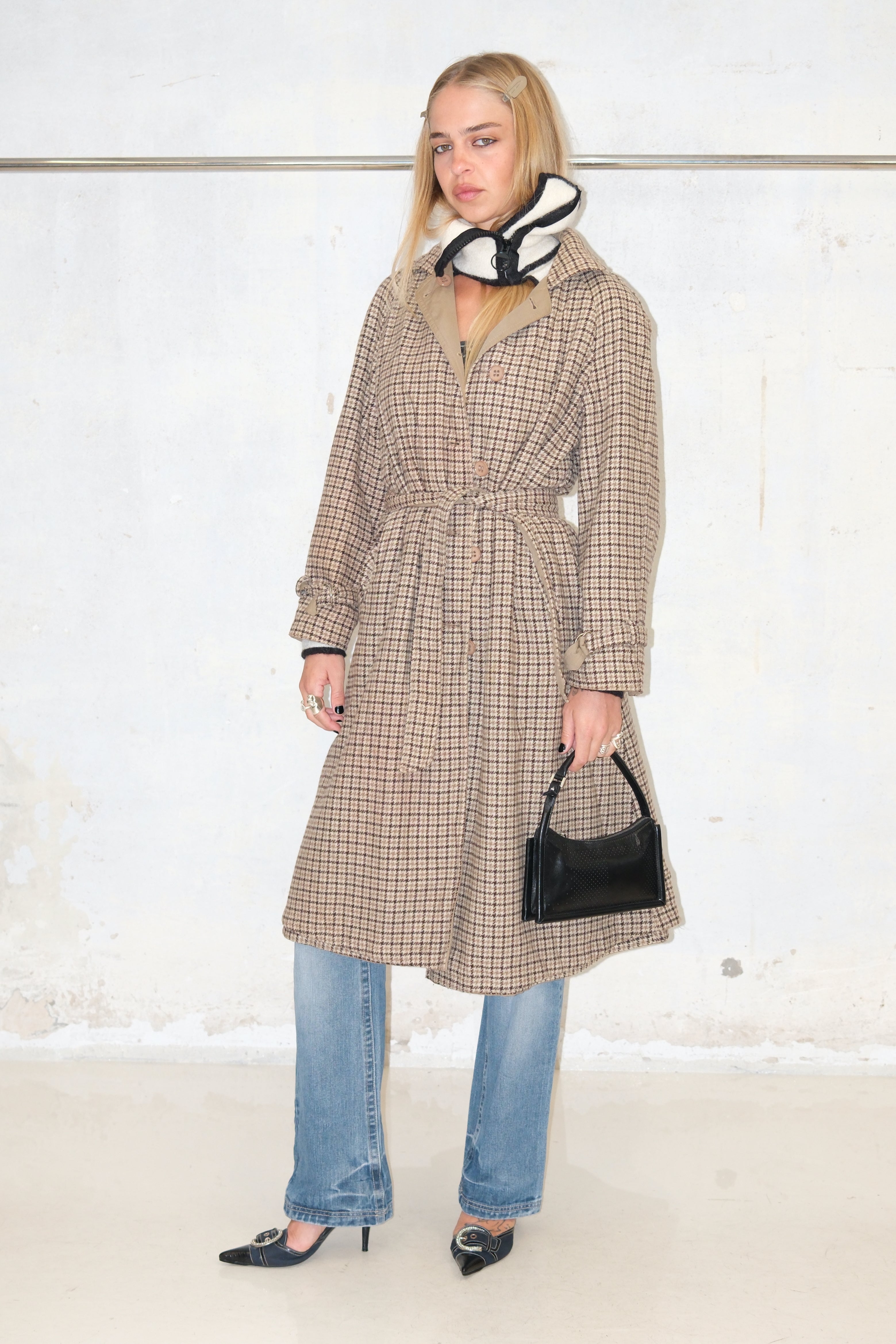 REVERSIBLE BEIGE PLAID TRENCH COAT