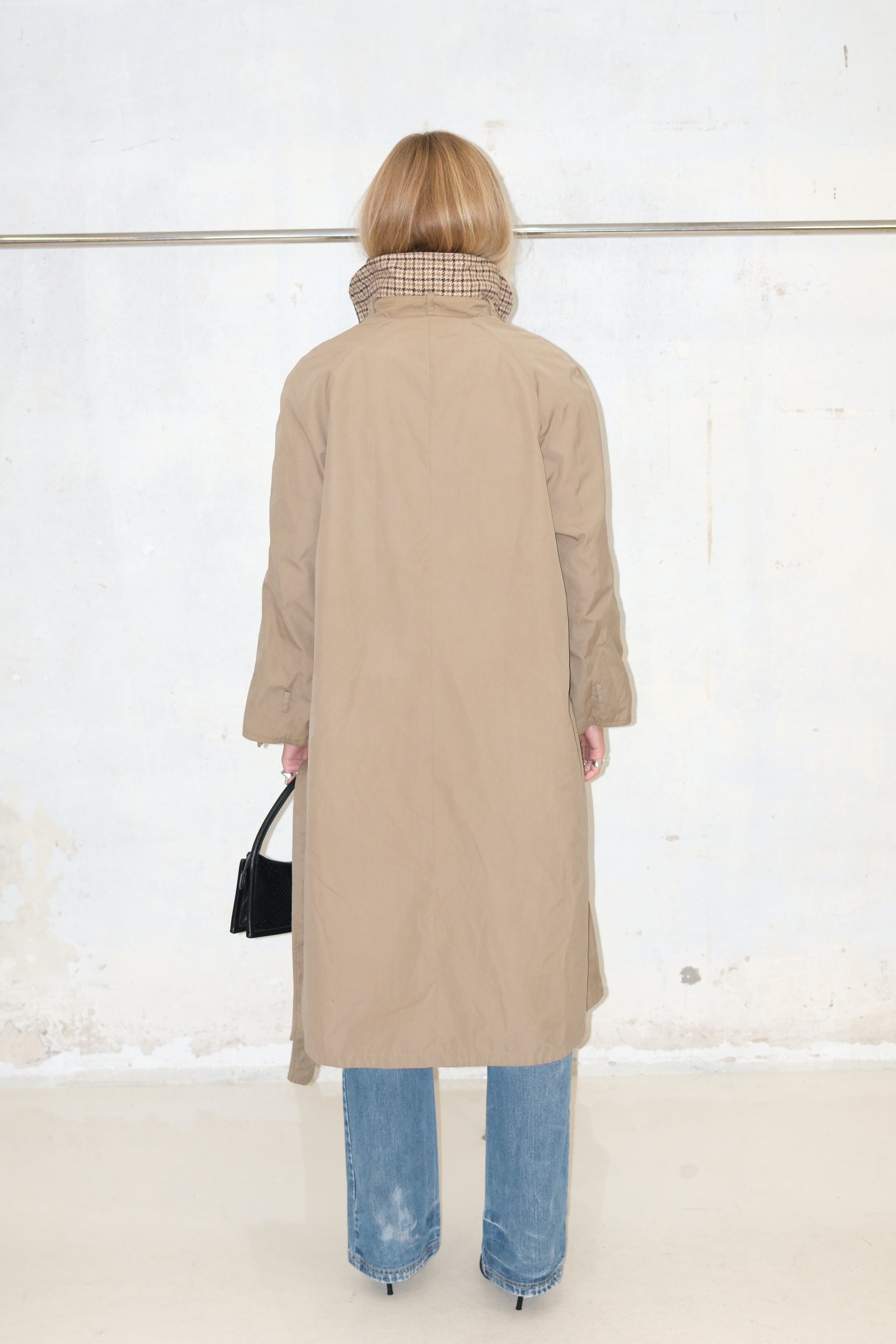 REVERSIBLE BEIGE PLAID TRENCH COAT