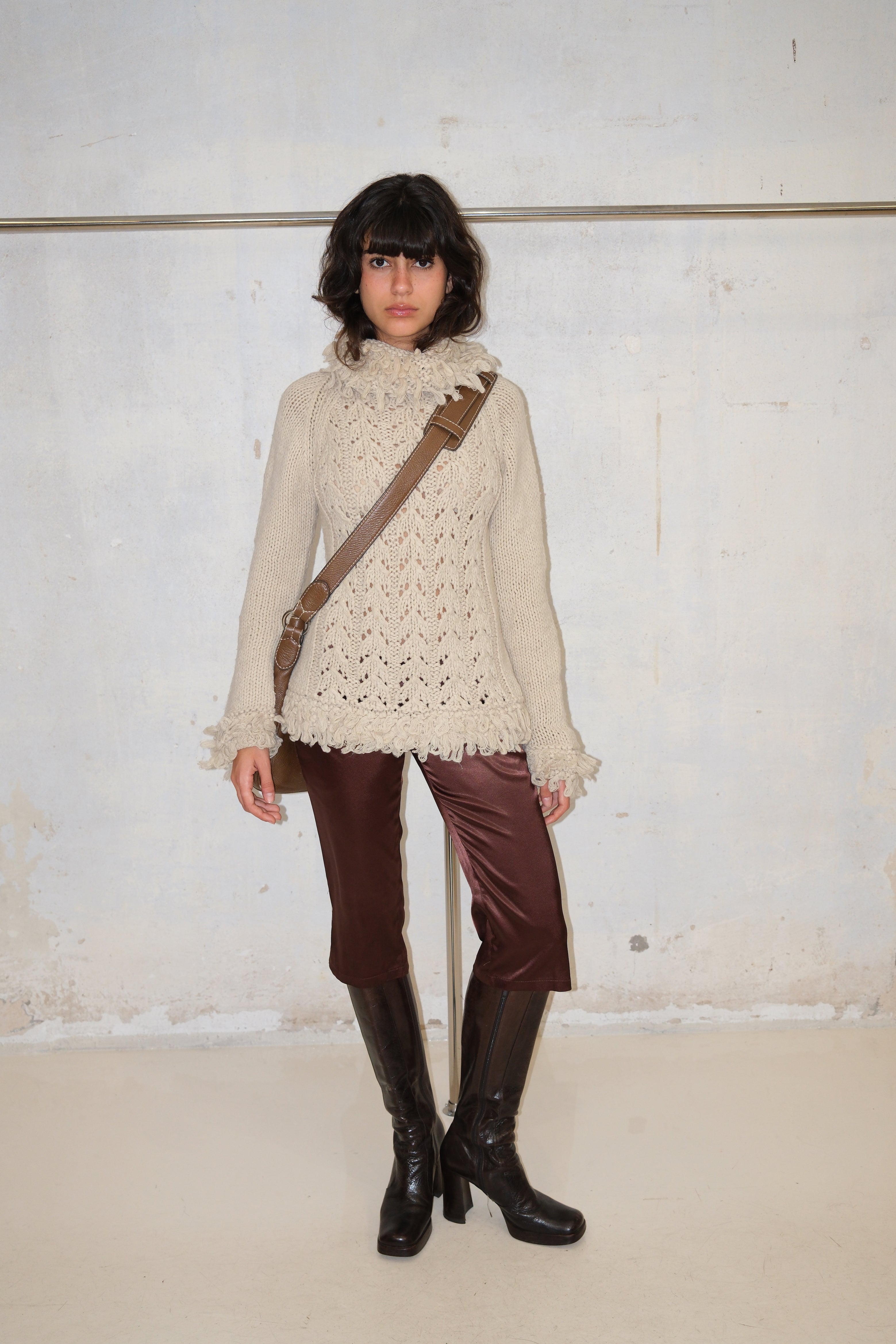 COZY WINTER OFF‑WHITE SWEATER TOP